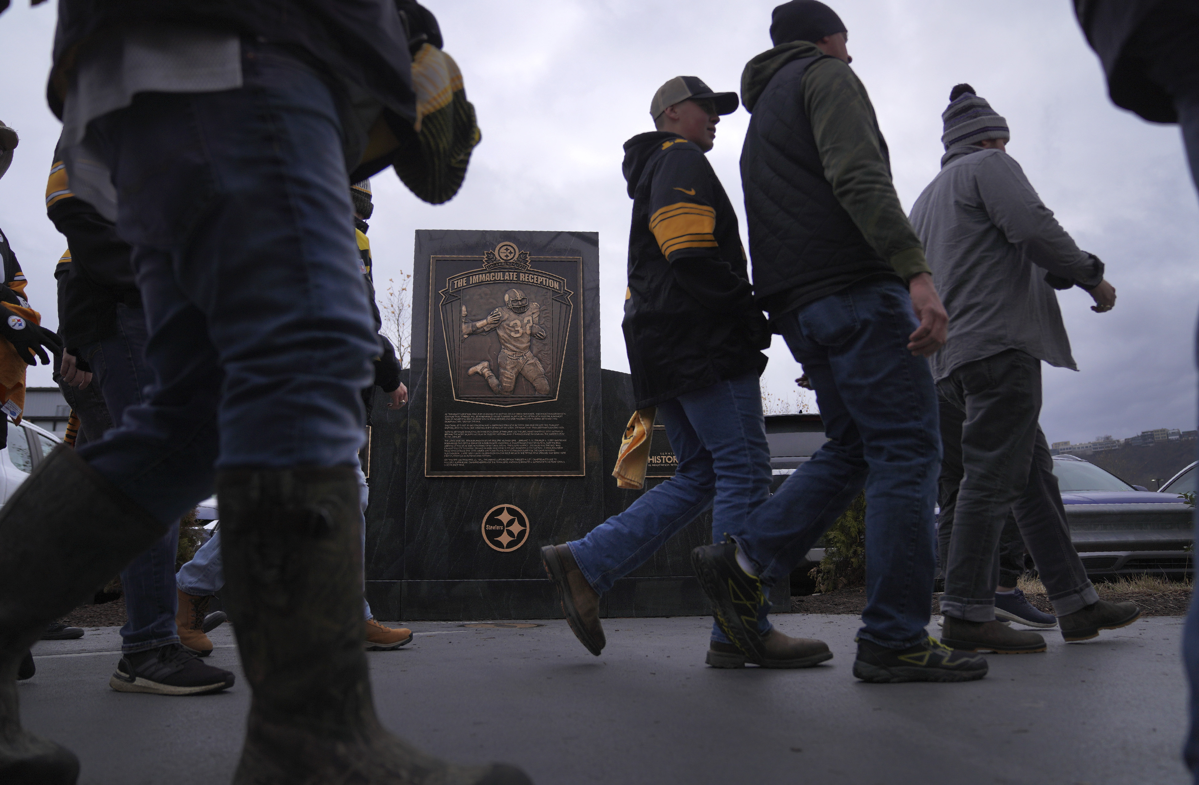 Former Pittsburgh Steelers Franco Harris reflects on upcoming 50th  anniversary of 'Immaculate Reception'