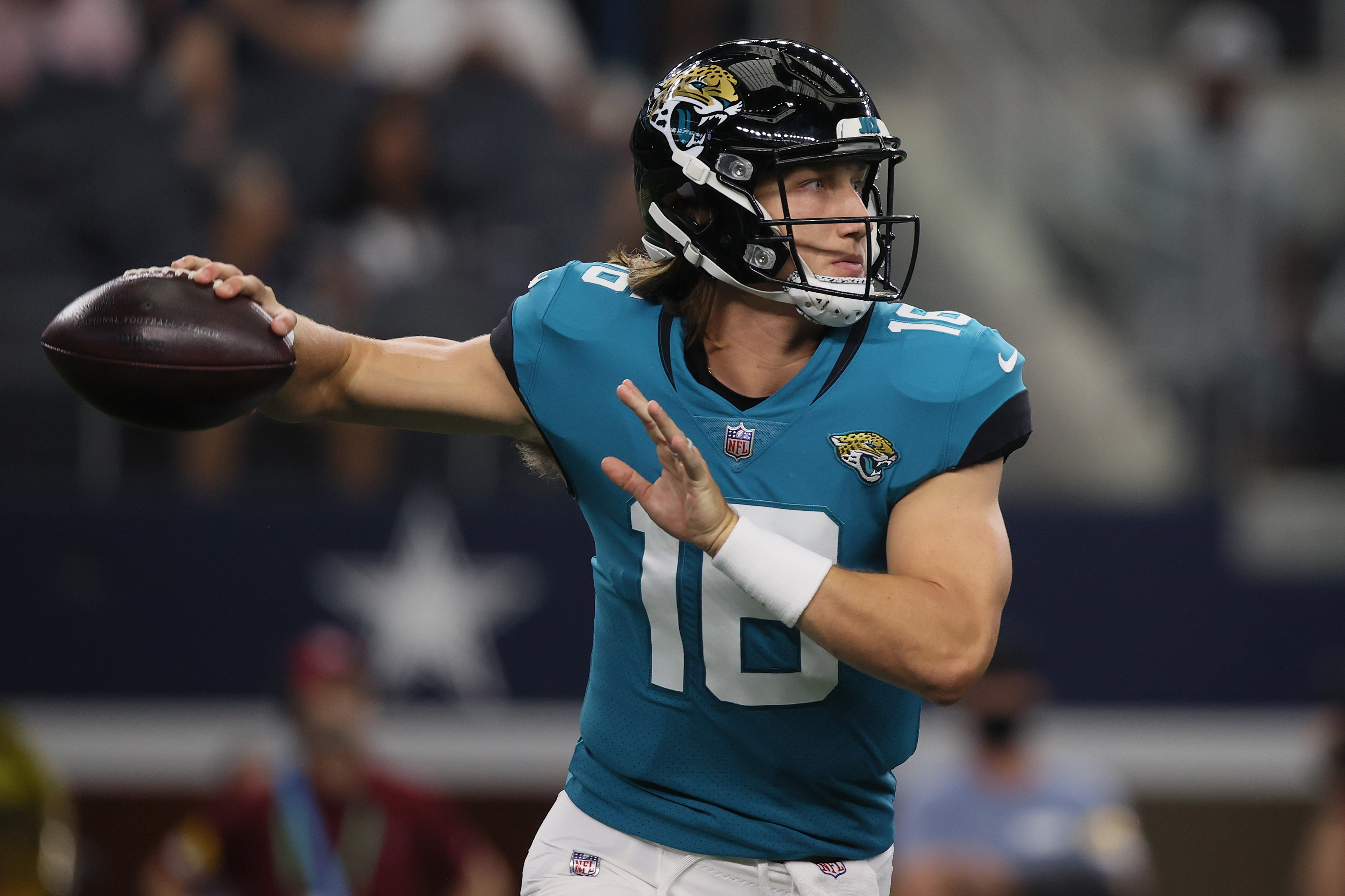 Trevor Lawrence leads Jaguars past Cowboys in 2021 preseason finale