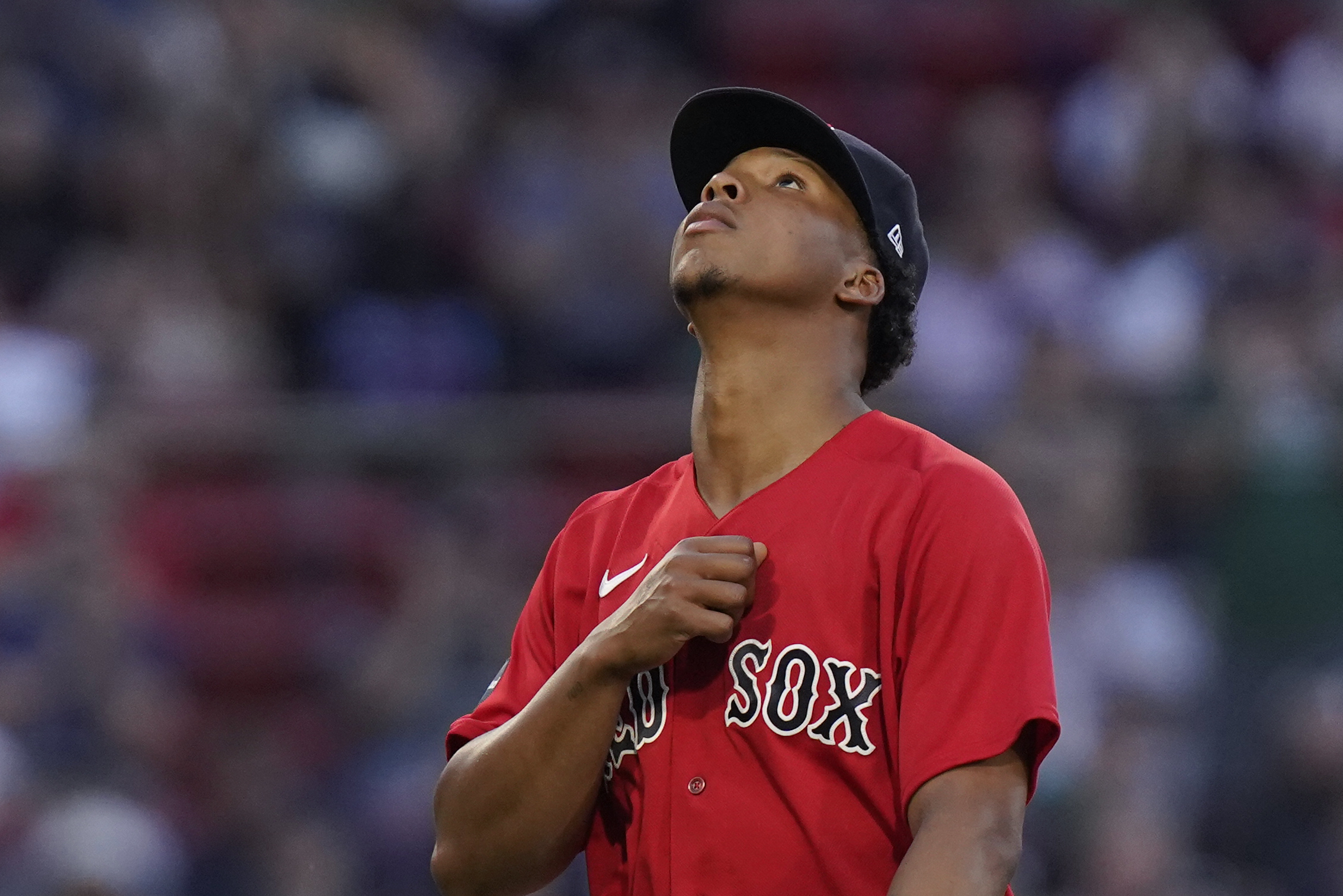 No-hit attempt for Red Sox RHP Brayan Bello ends with 8th-inning infield  single