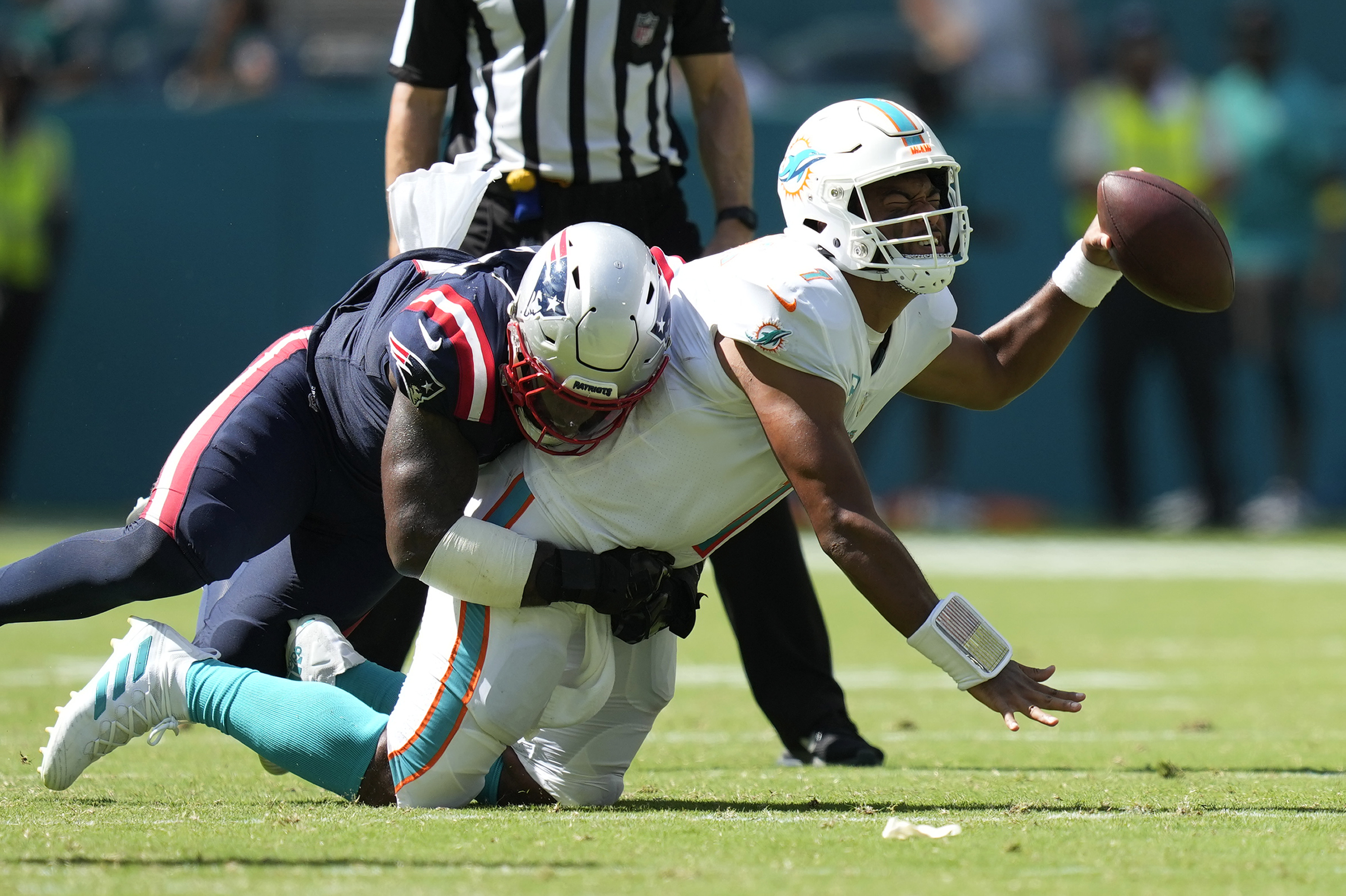 Happy with first NFL win, Dolphins coach Mike McDaniel now focused on  Baltimore