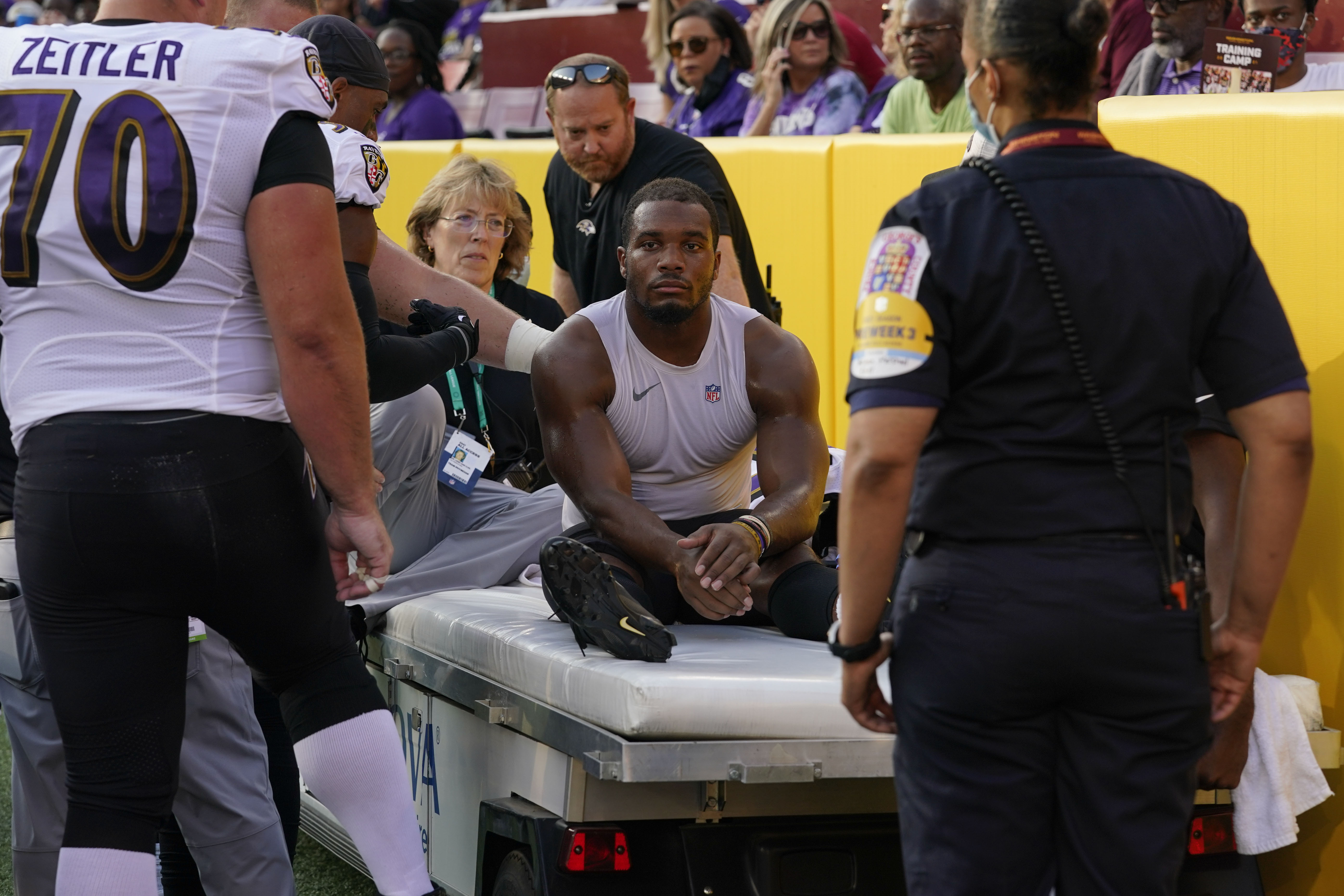 Ravens' Dobbins expected to miss season because of torn ACL