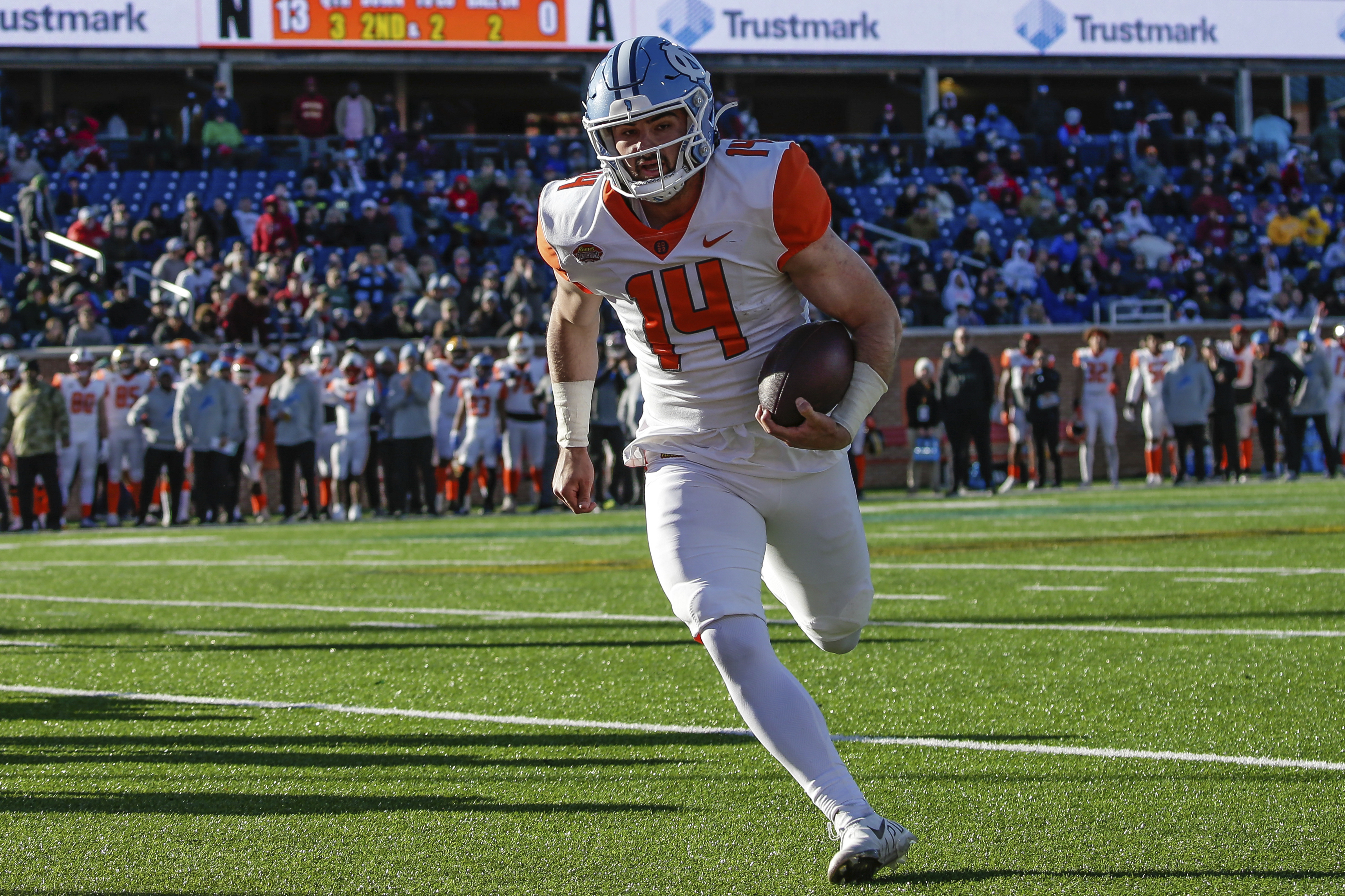 DeAngelo Malone, Bailey Zappe Named to 2022 Reese's Senior Bowl