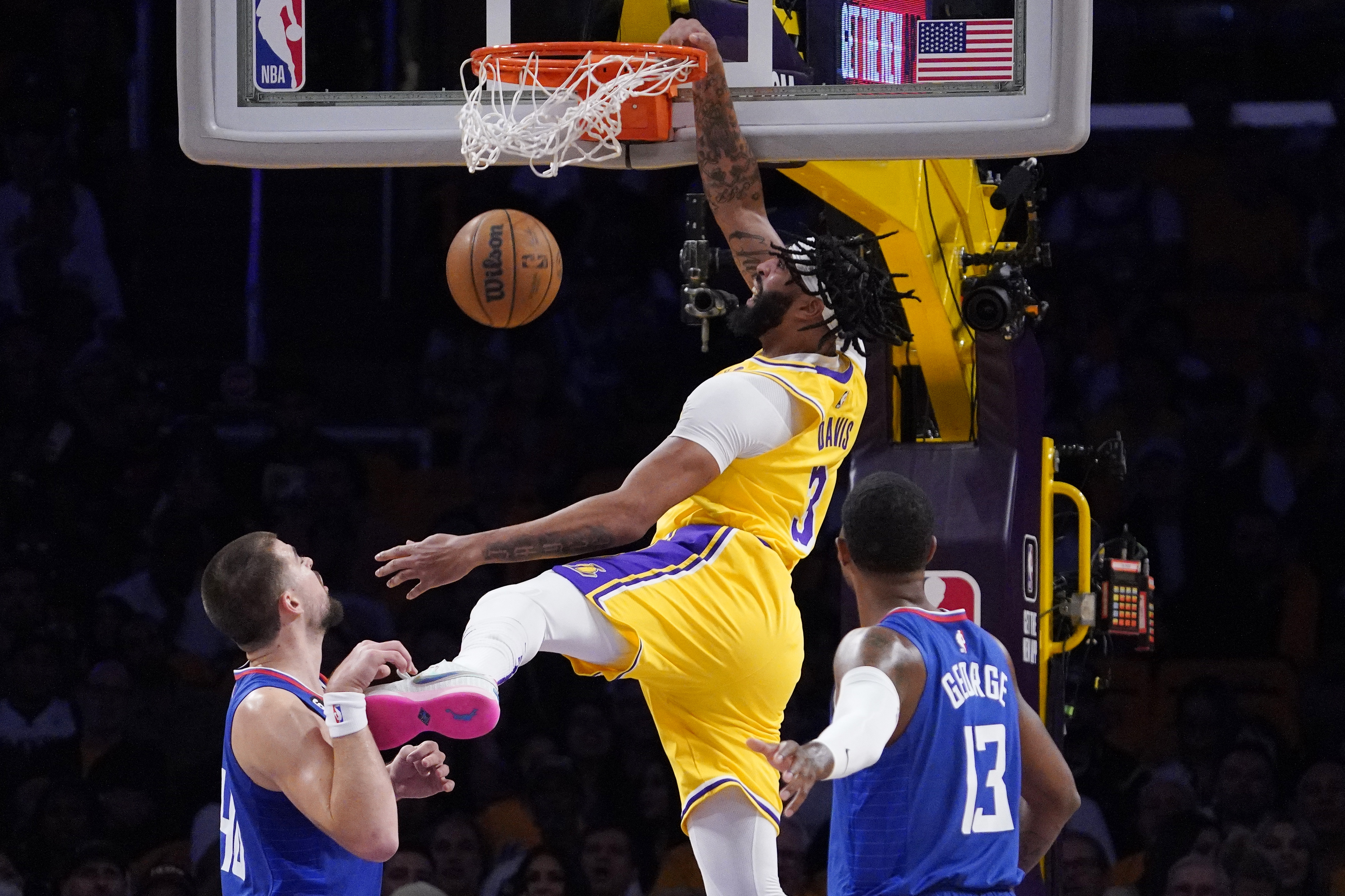 Running Diary: Lakers vs. Clippers (10/31/14)