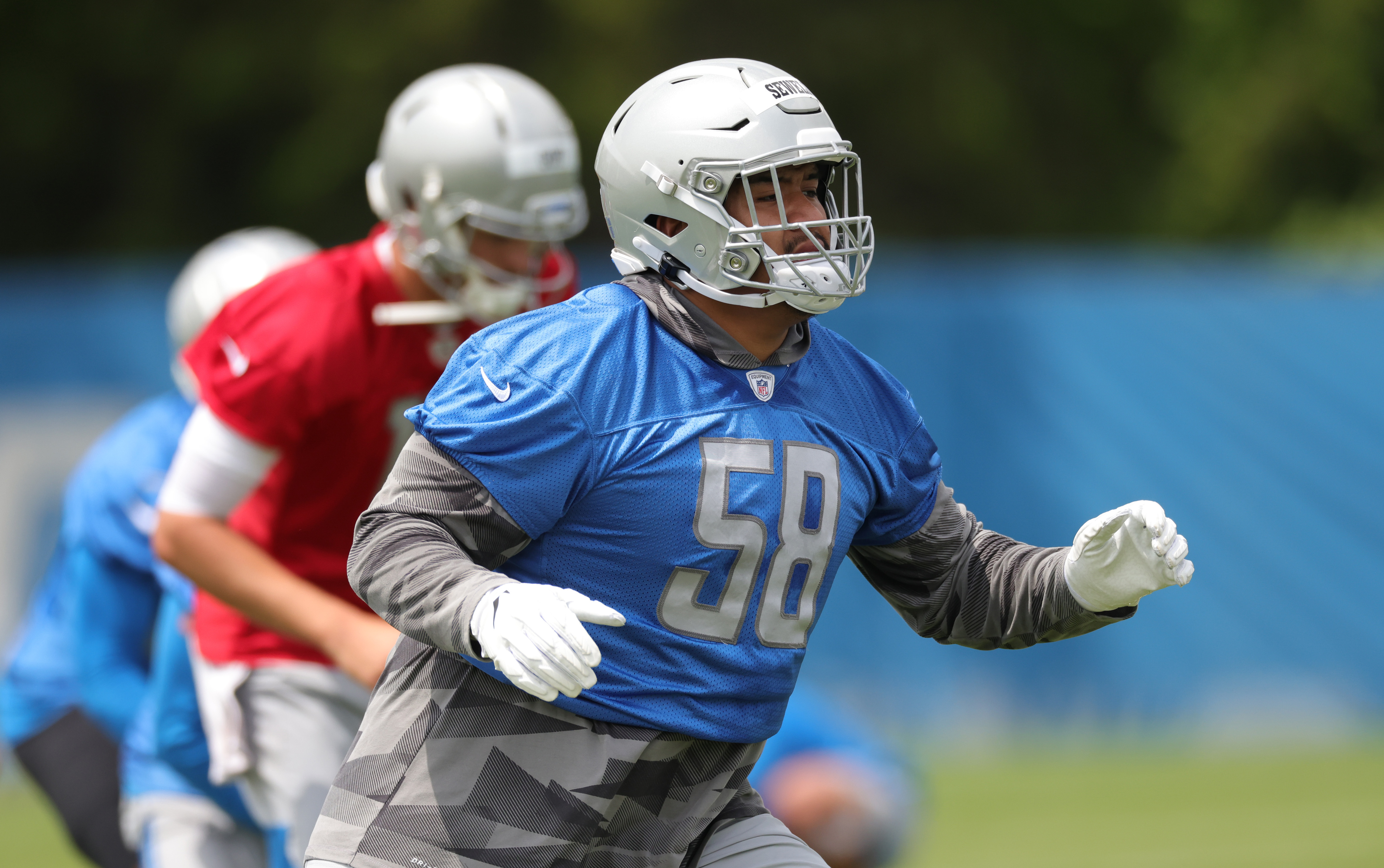 Detroit Lions OT Penei Sewell out to 'get my hands right' vs. Steelers