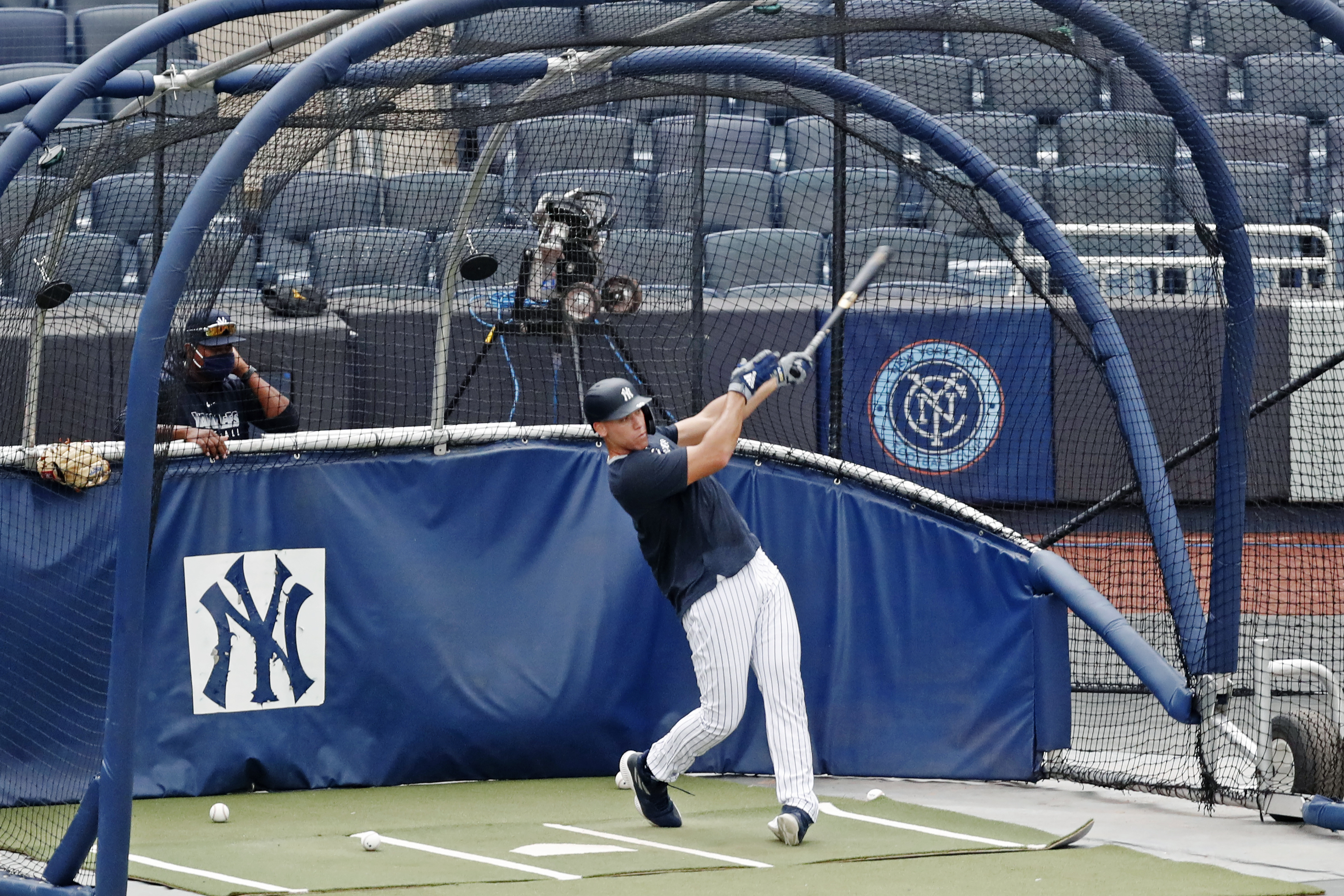 Yankees hoping new routine helps Aaron Judge, Giancarlo Stanton