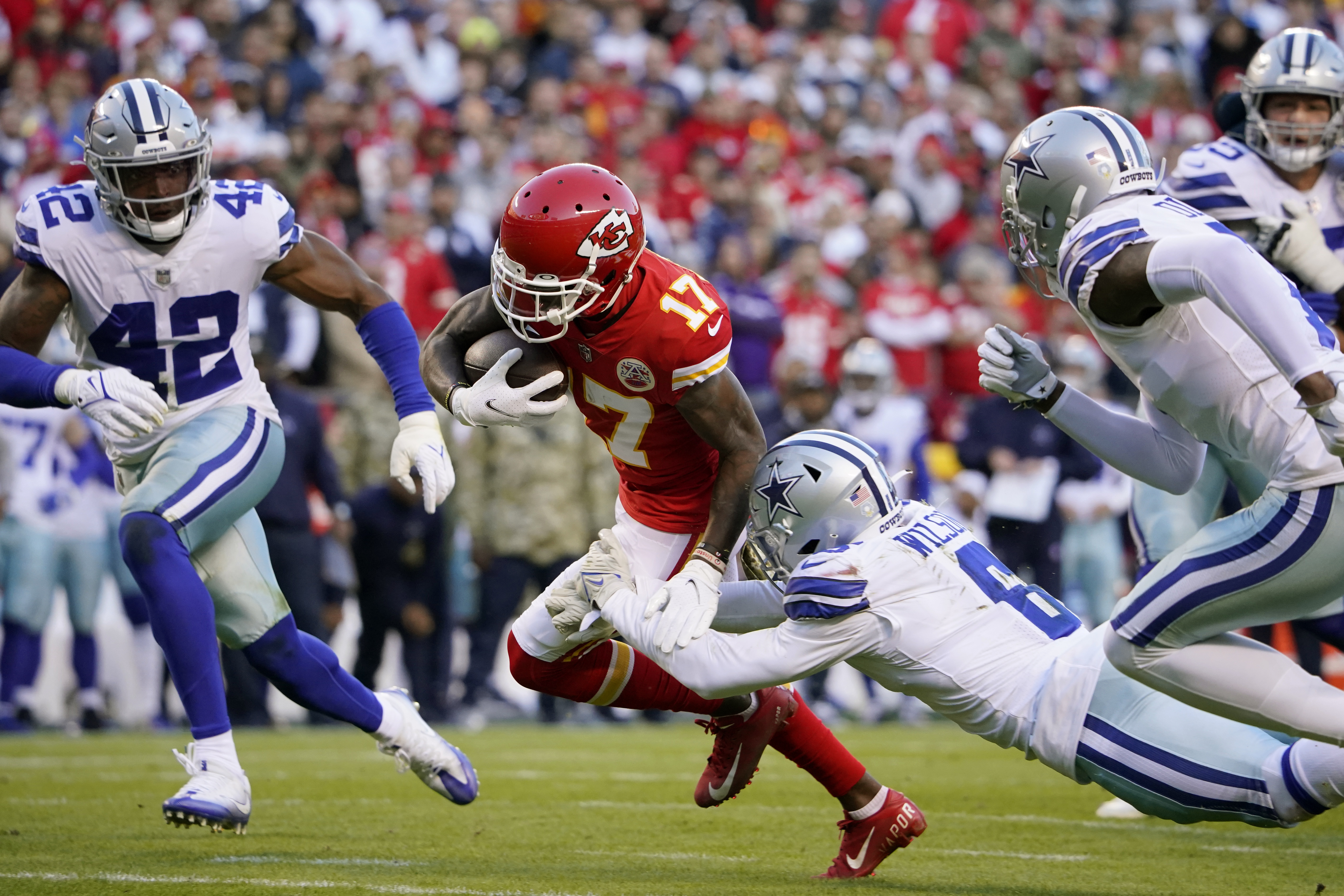 Cowboys' Amari Cooper placed on COVID list, will miss Chiefs game