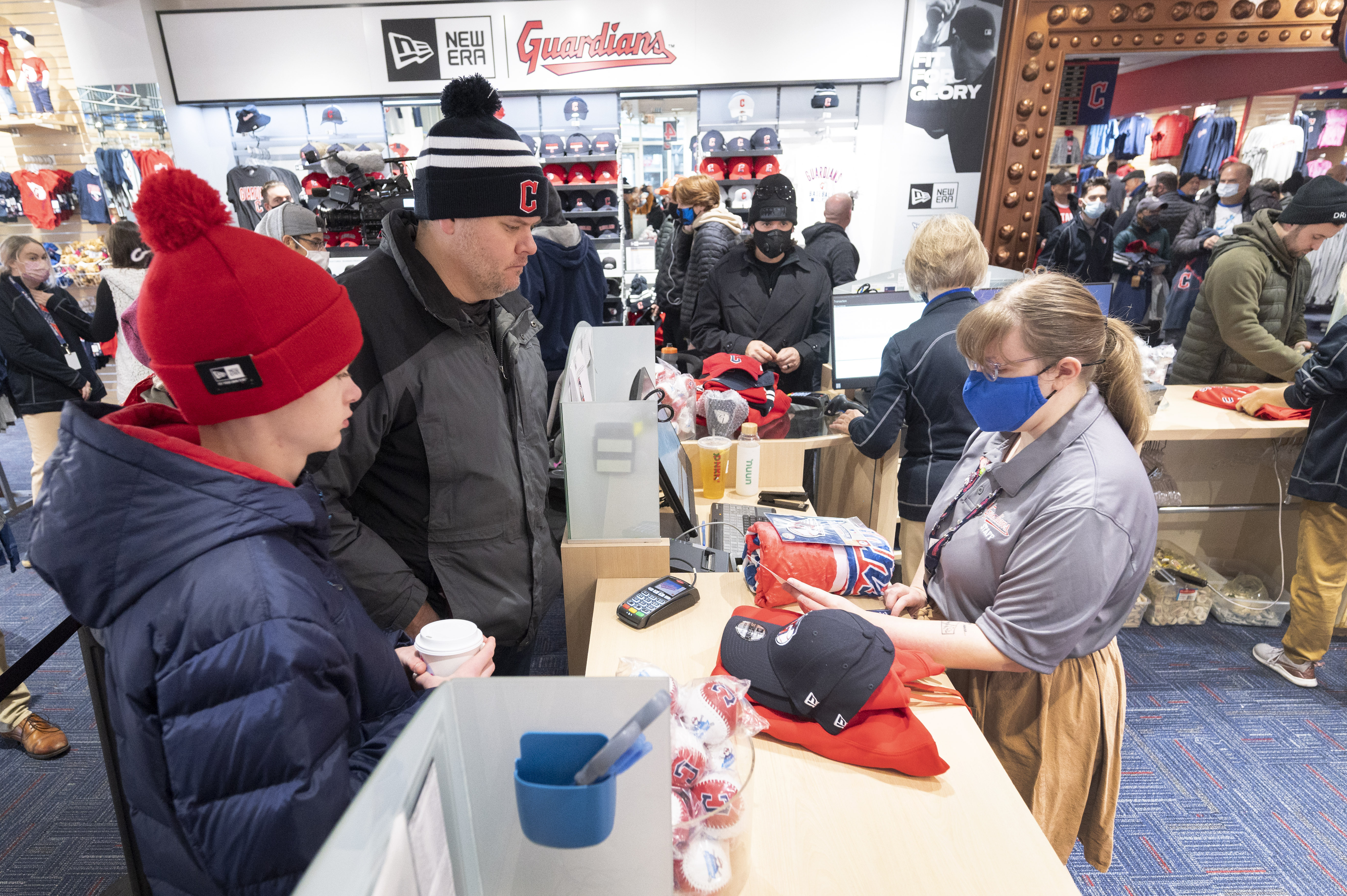 Guardians team shop sign crashes