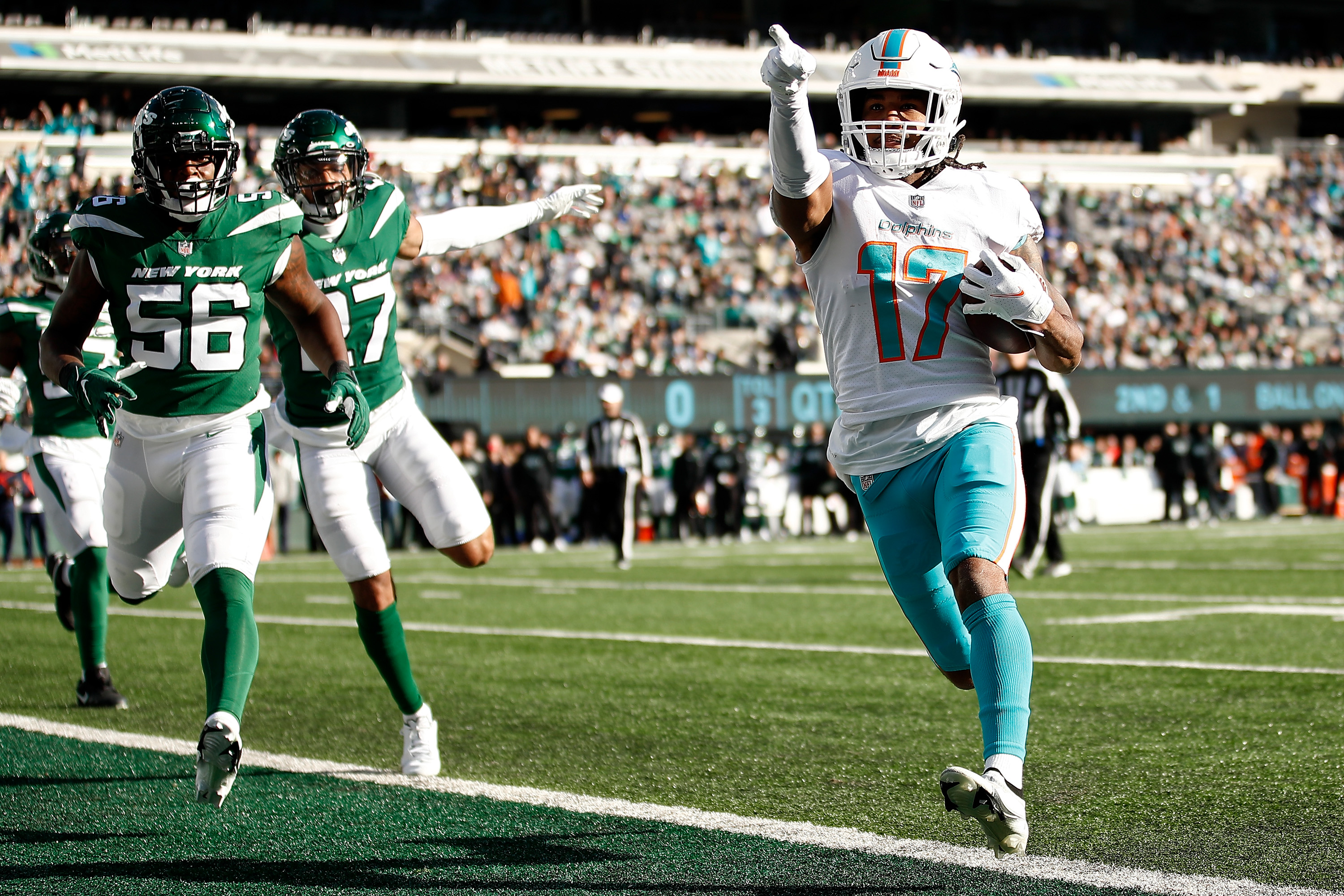 Jets could have competition for QB Mike White from the Dolphins