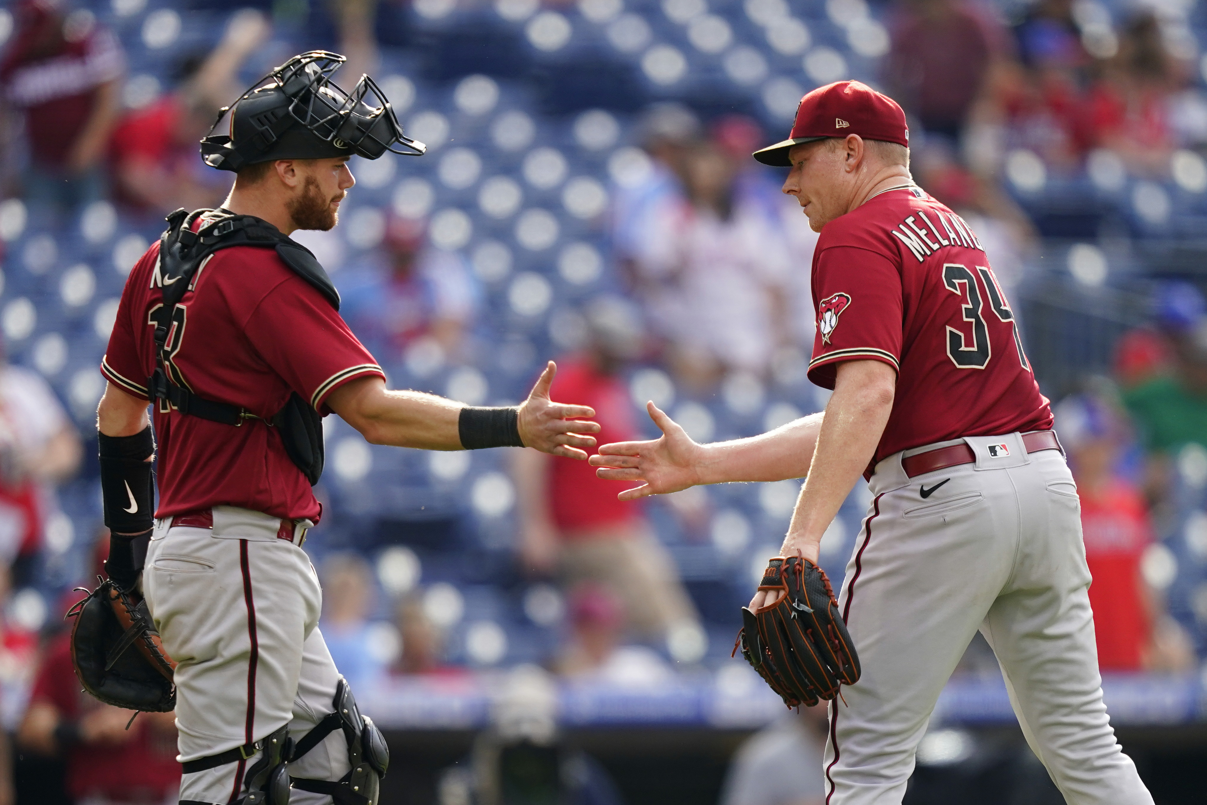 Nunez drives in four to key Phillies' victory