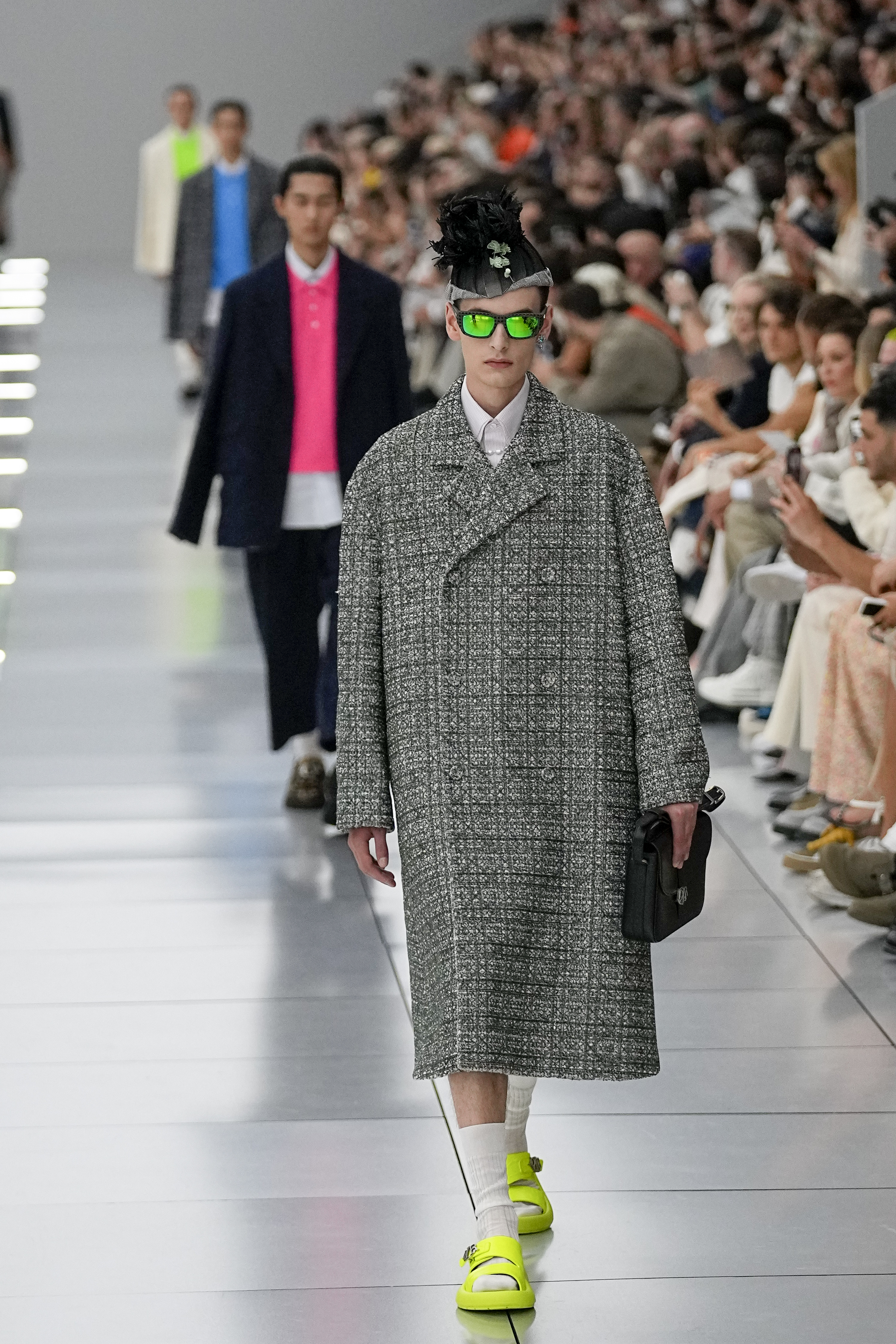 Dior Unveils Bold Kim Jones' Tailoring Creations for Summer 2022