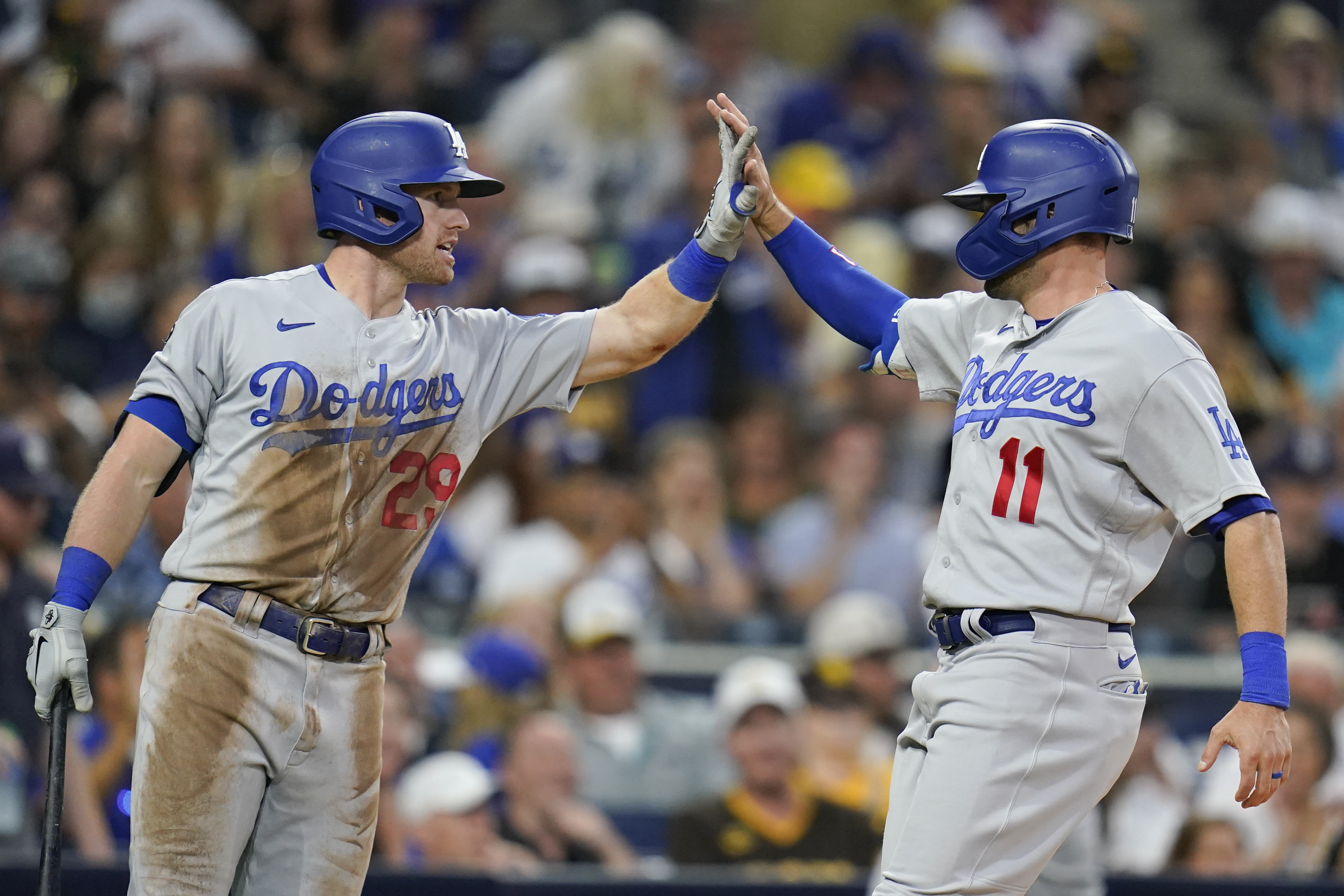 WHAT A GRAB! AJ Pollock GETS UP to rob Manny Machado of a home run