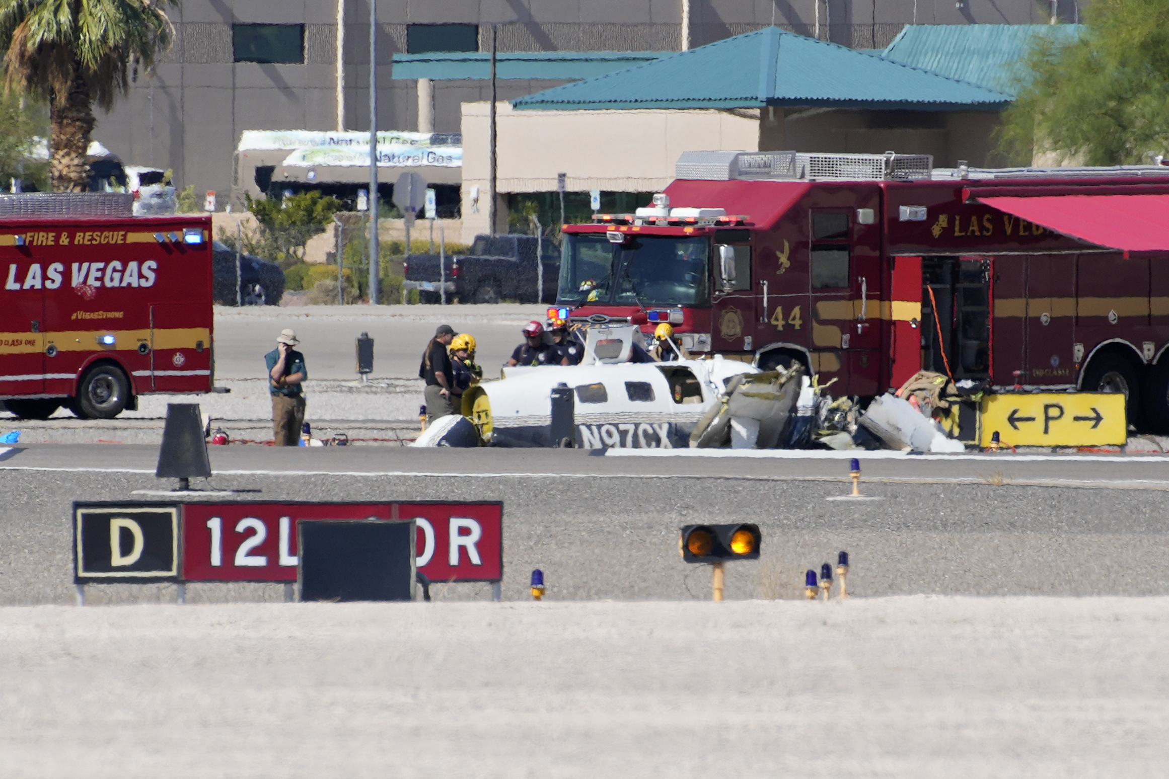 4 dead in North Las Vegas airplane crash