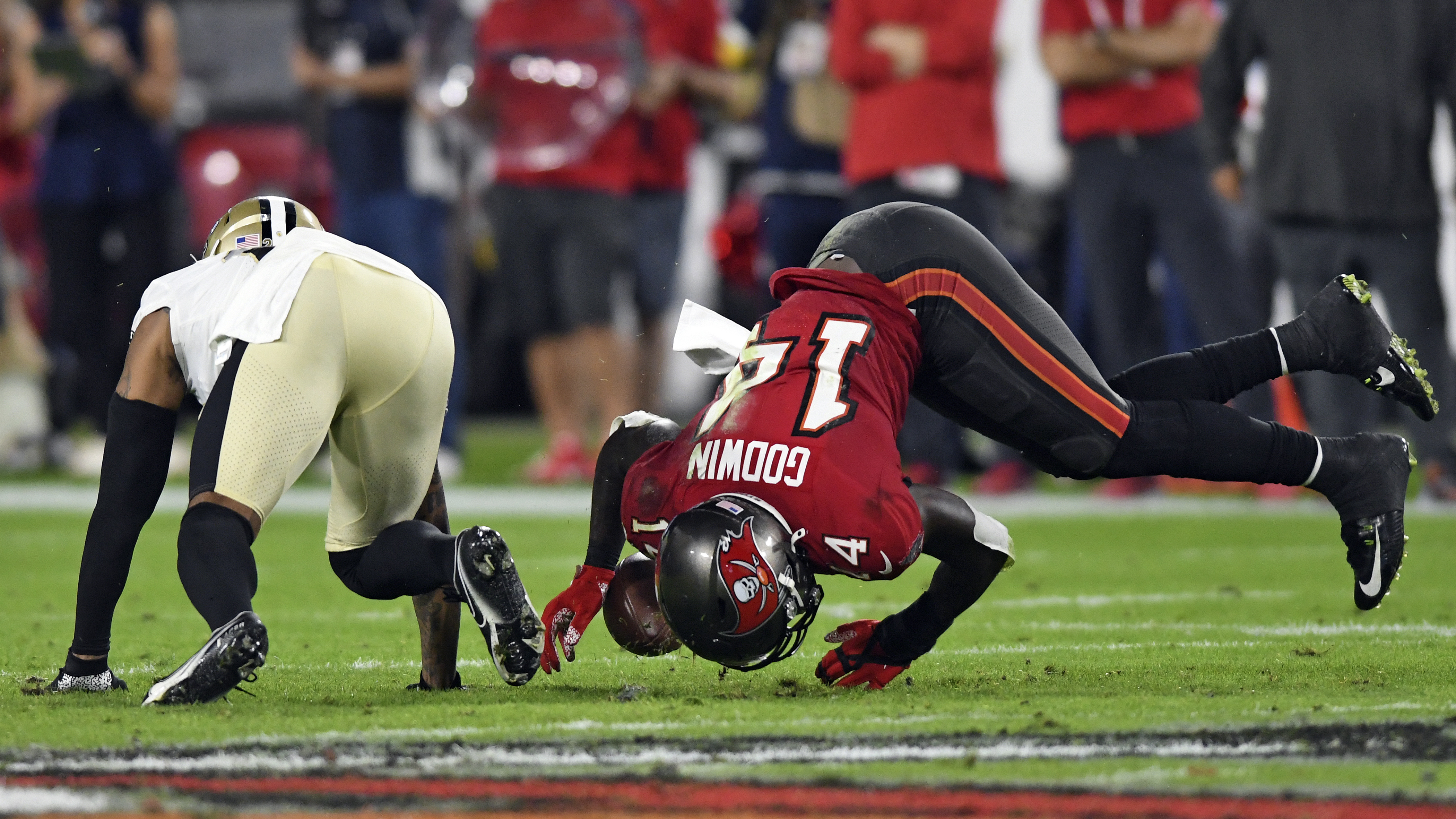 Bucs' Godwin out for season with torn ACL in right knee