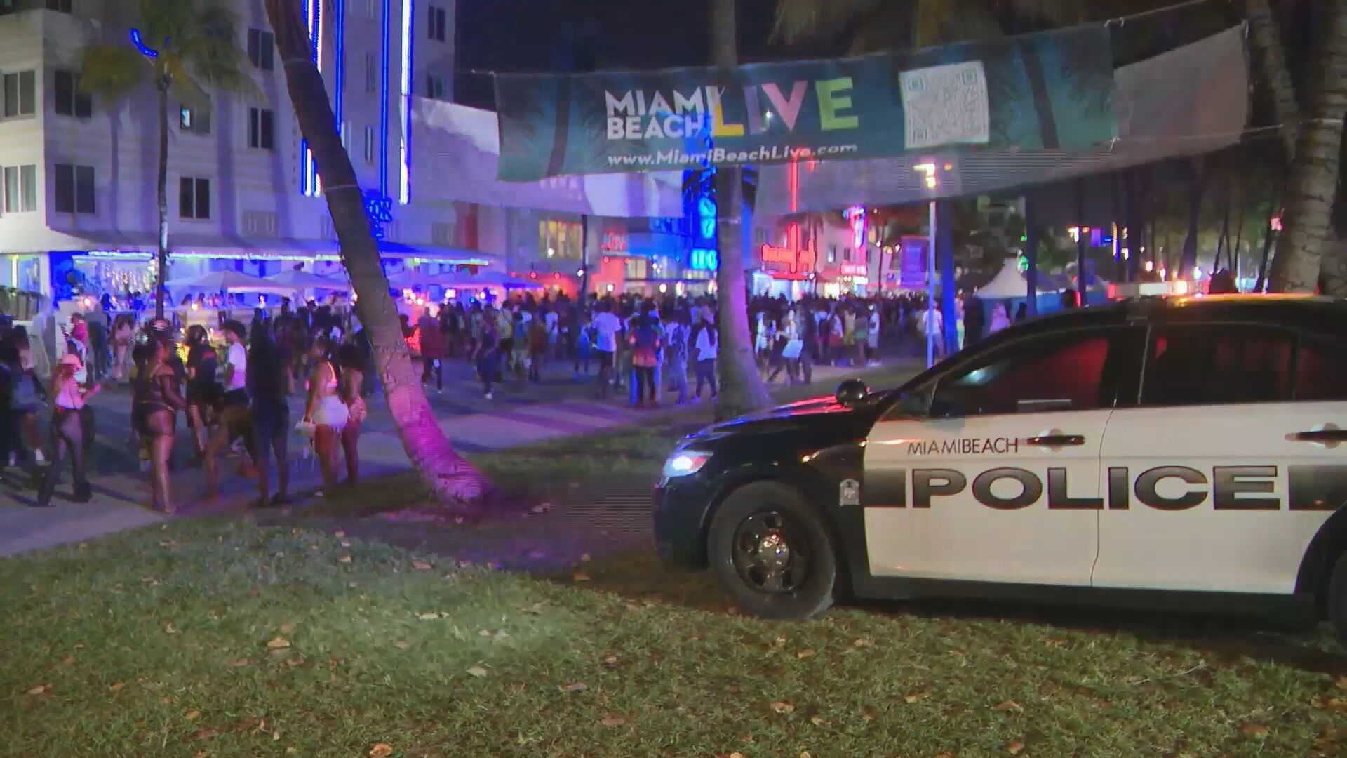 Miami Beach to impose curfew following fatal shootings during Spring Break pic