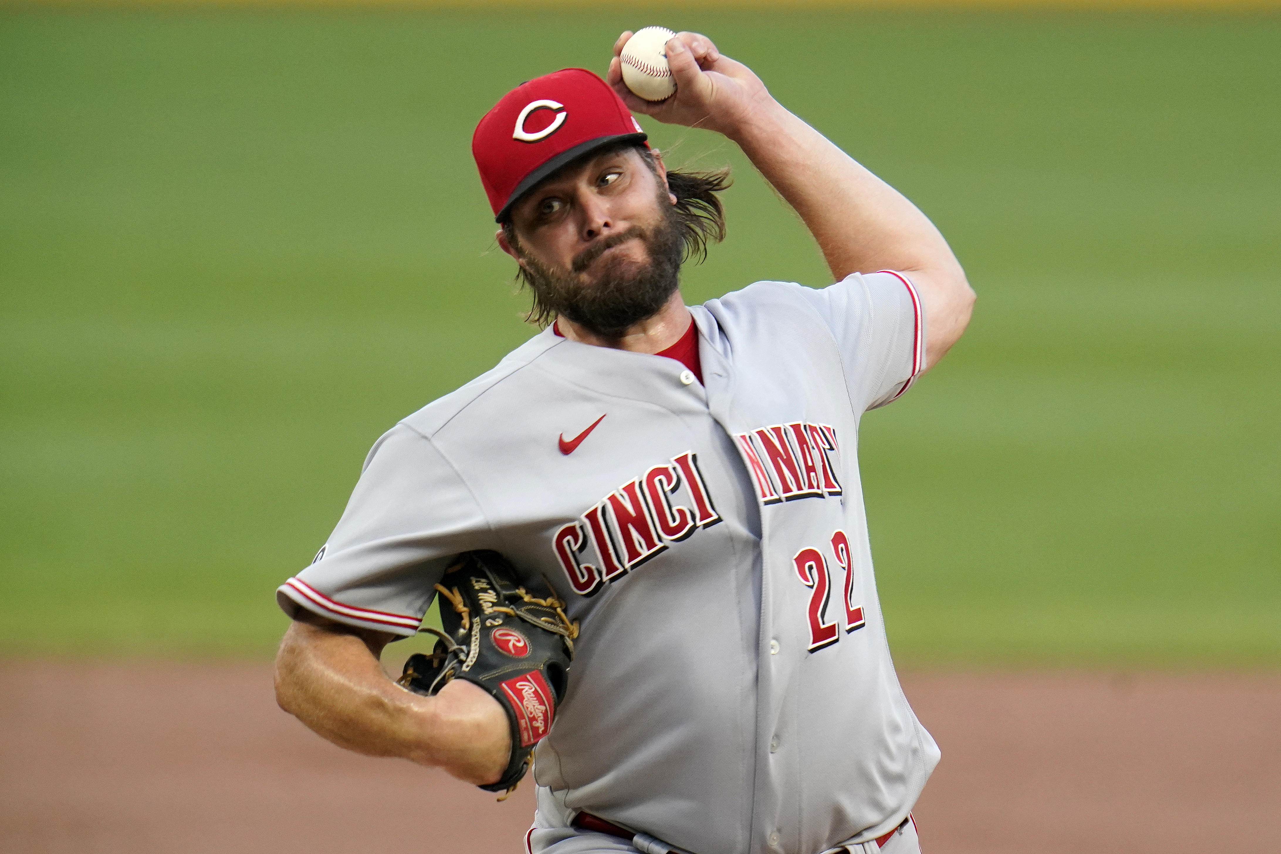 Wade Miley claimed by Cubs; Giants turn down Johnny Cueto
