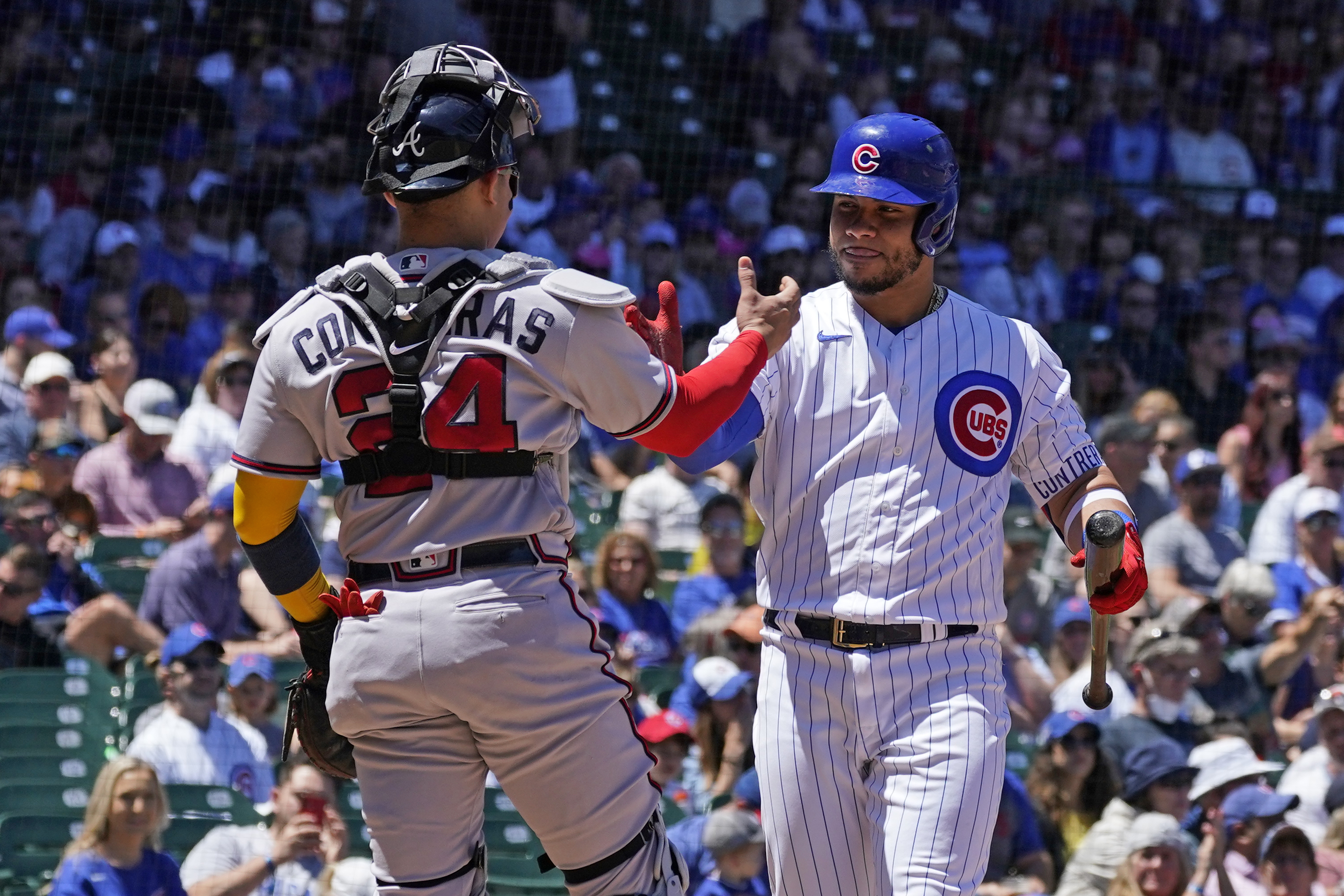 Cubs' Contreras gets 3 hits and steal, beats brother, Braves