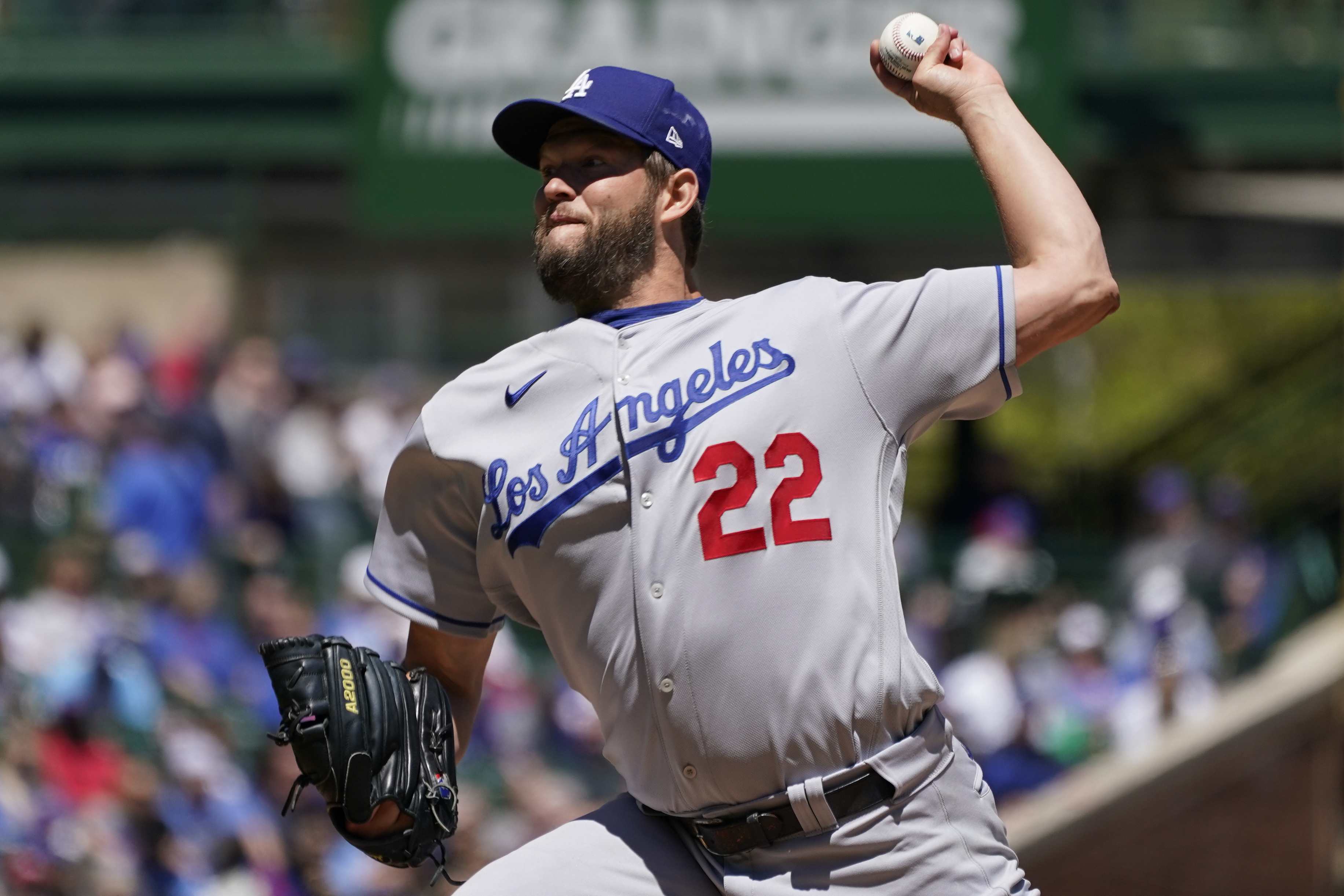 Barnes homers for first time in nearly a year, Dodgers beat