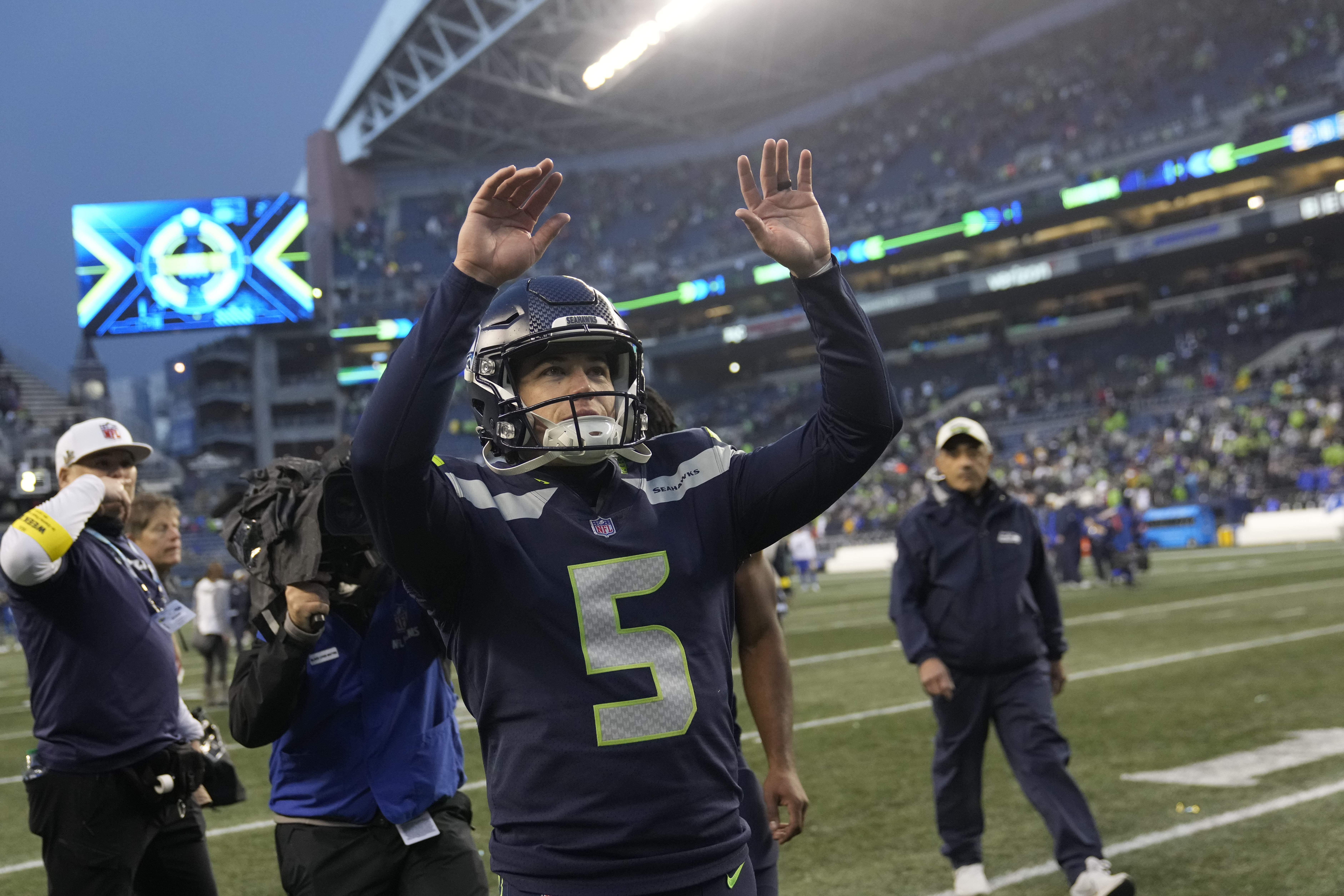 Seattle Seahawks on X: Winning the Largent award 