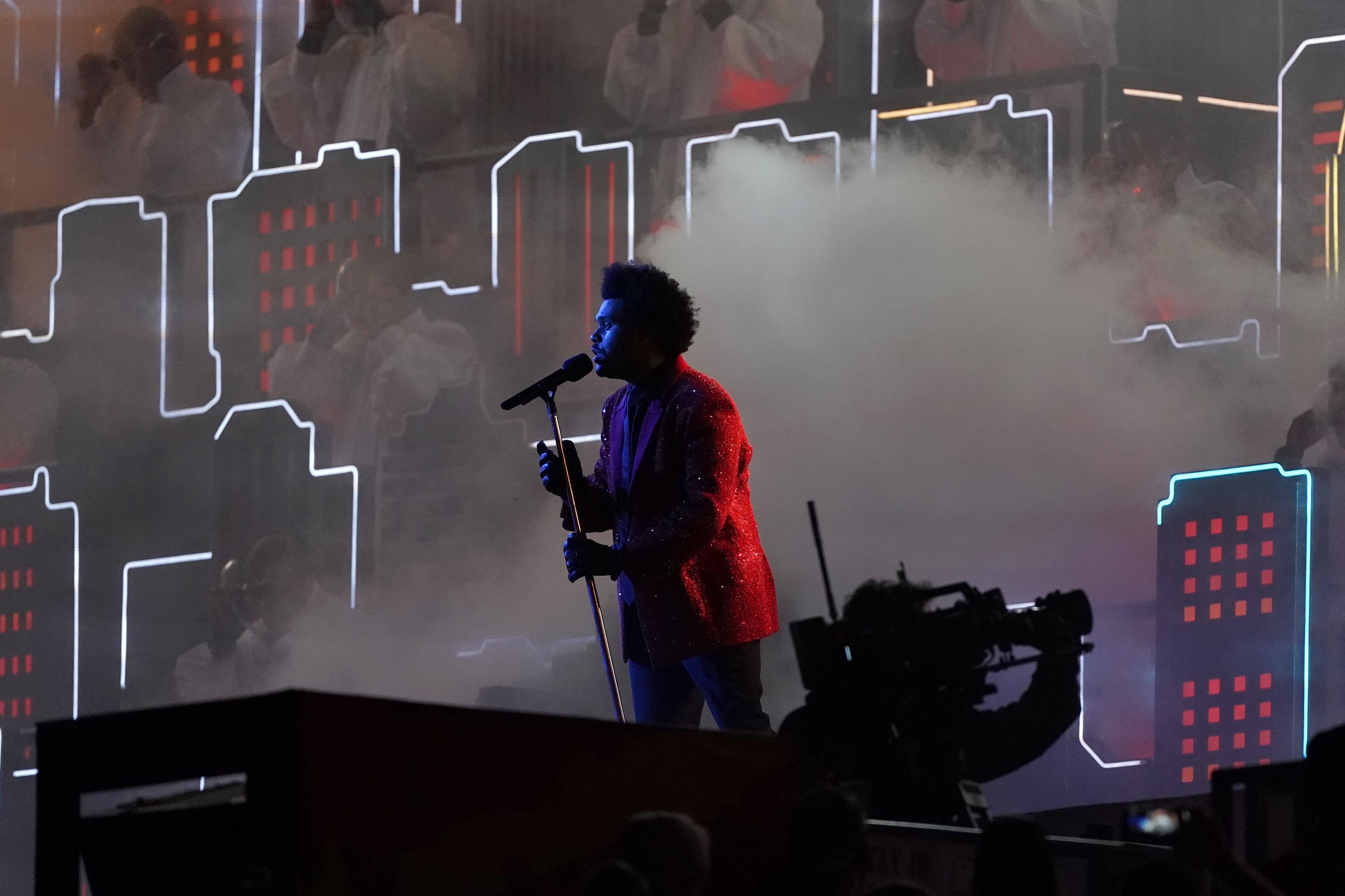 REVIEW: The Weeknd bores at Super Bowl halftime show