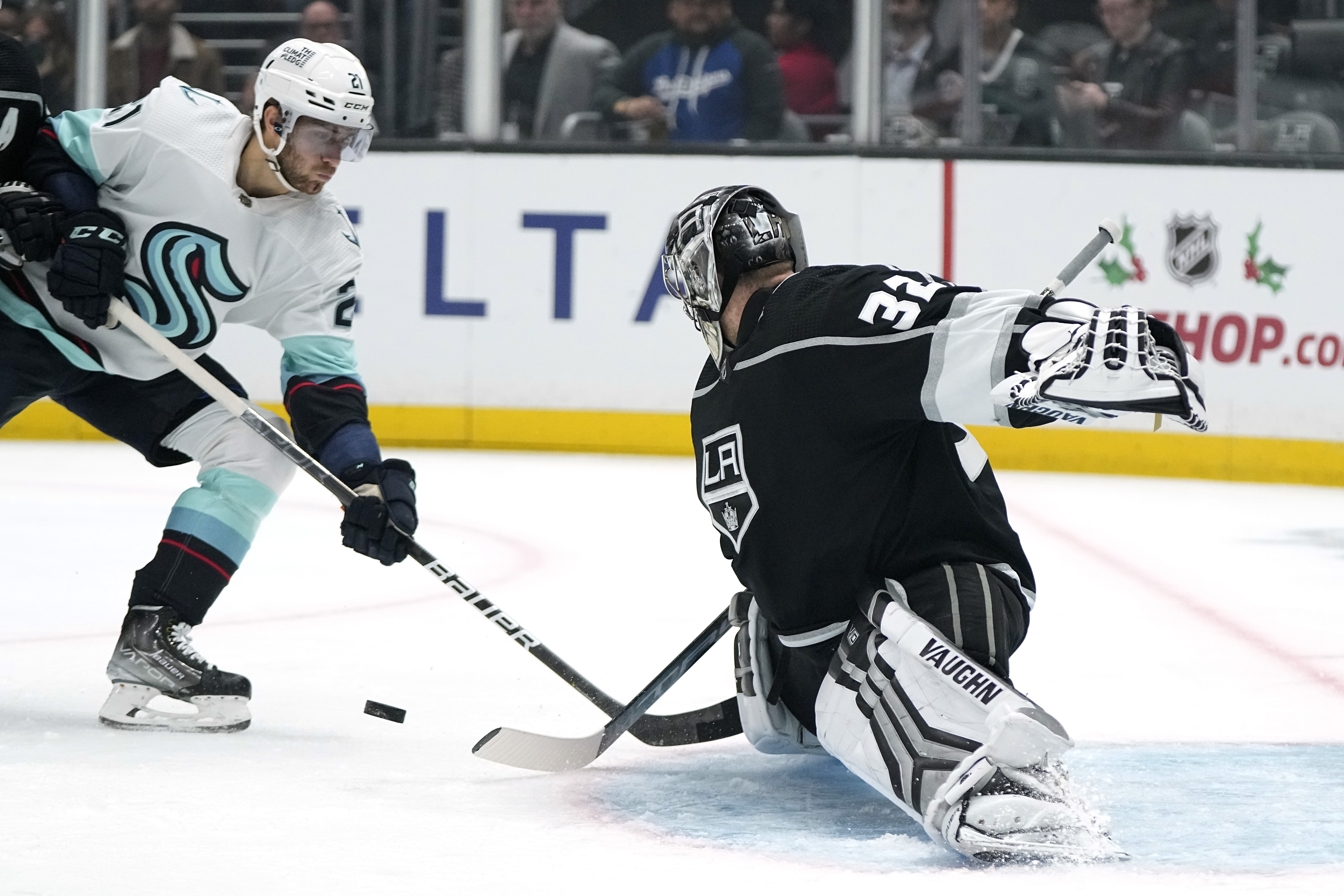 Wennberg's quick goal helps Kraken to 6-1 victory over Kings - The