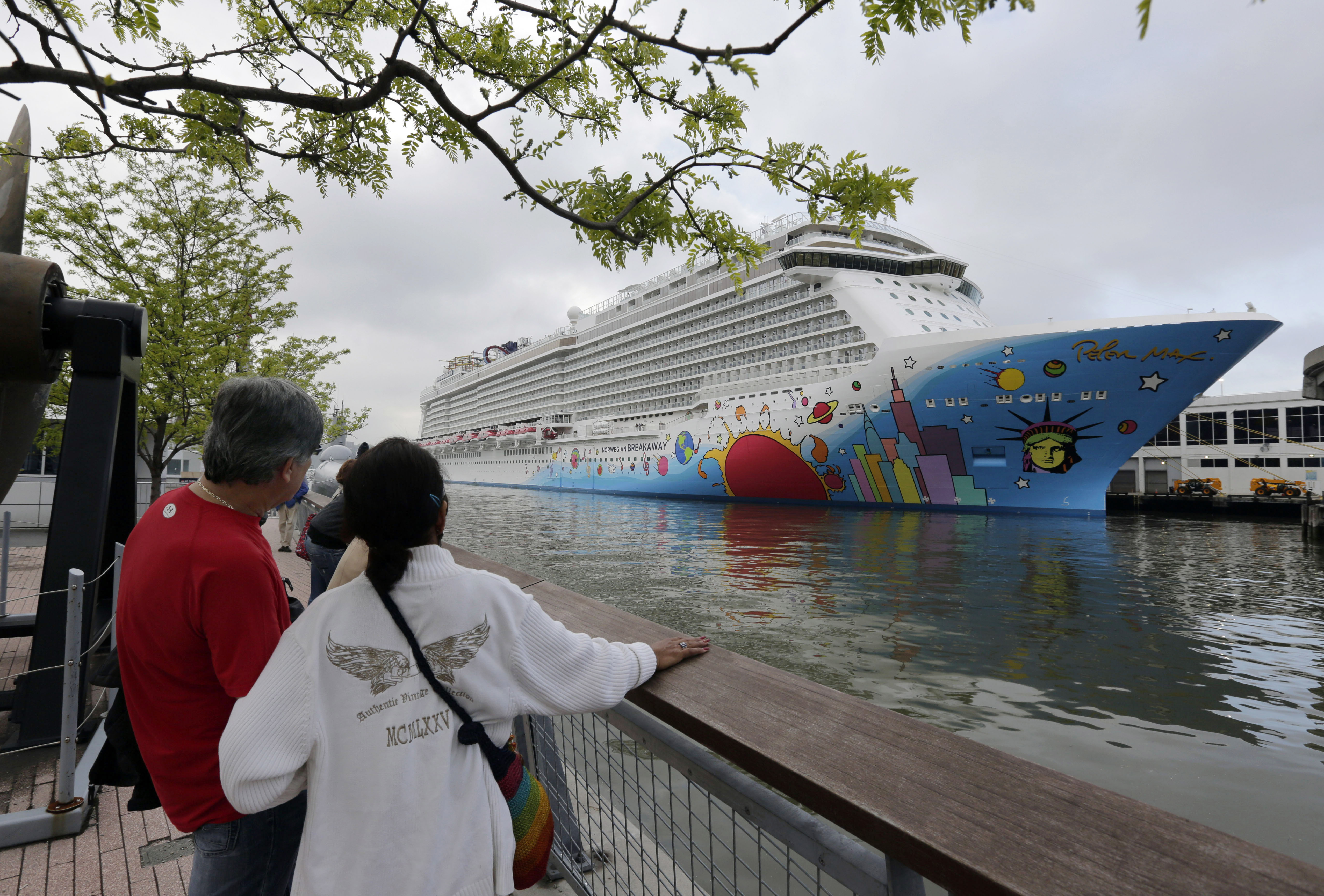 Norwegian Cruise Line Plans Florida Sailings Stands By Vaccine Rule