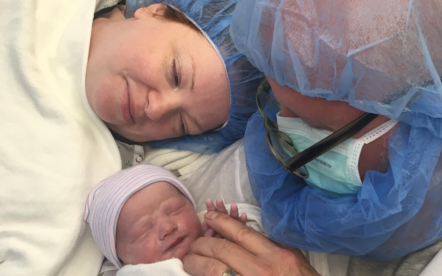 Obstetrician DOCTOR FIGURINE Boy/Girl Baby Born Women Child Birth Gift MOTHER 