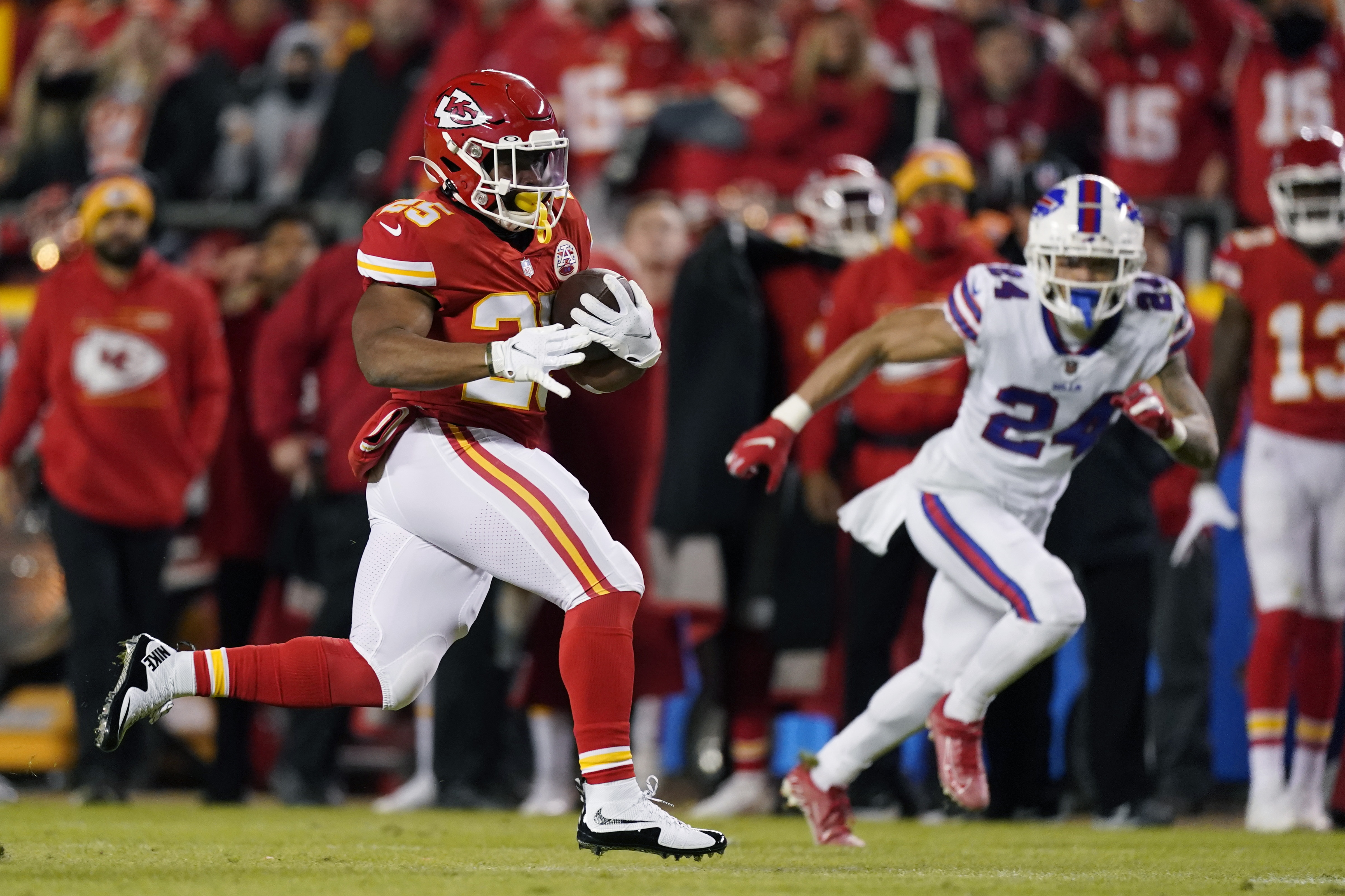 Chiefs rally past Buffalo 42-36 in OT in wild playoff game – The