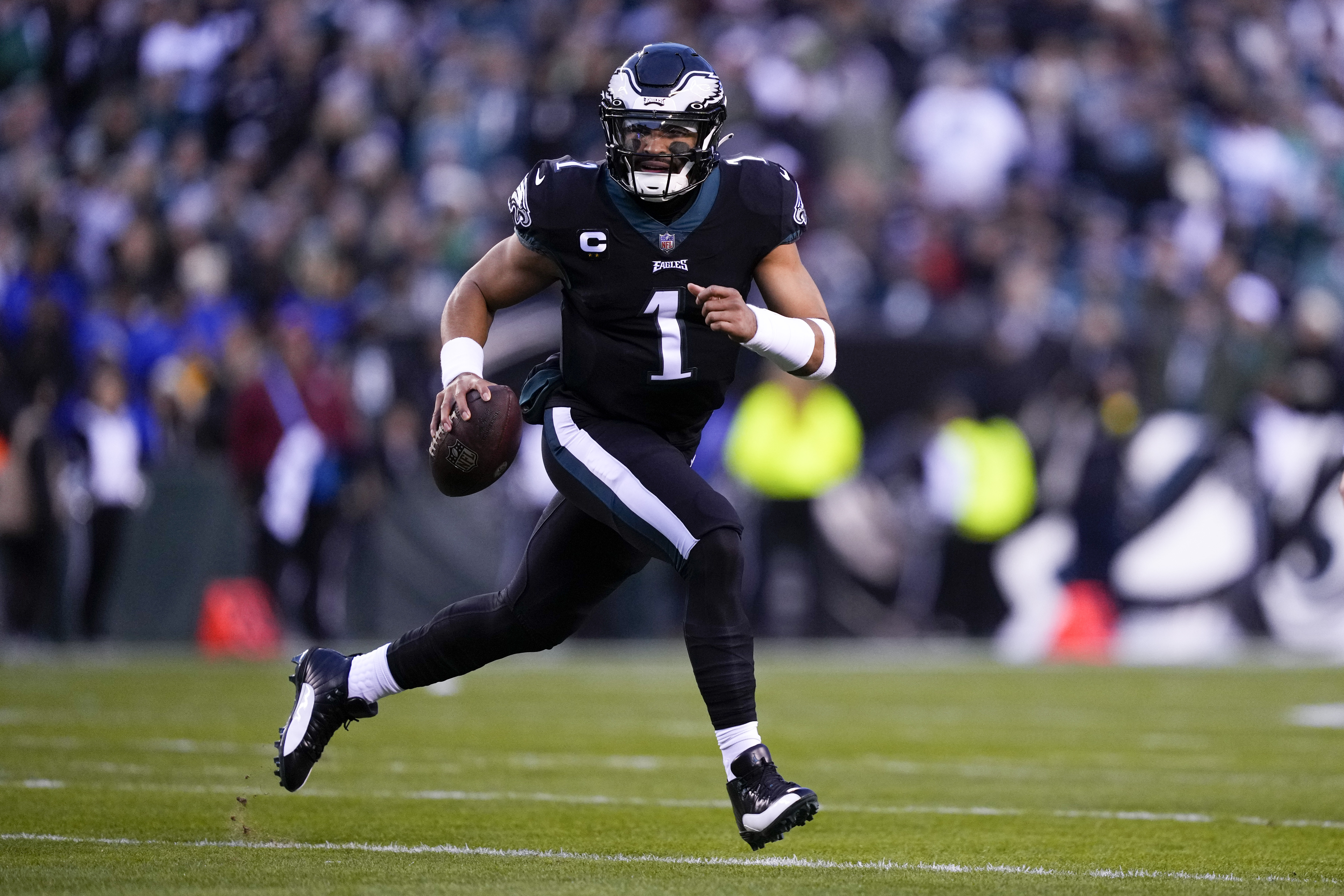 Hurts returns from injury, leads Eagles to No. 1 seed in NFC - The