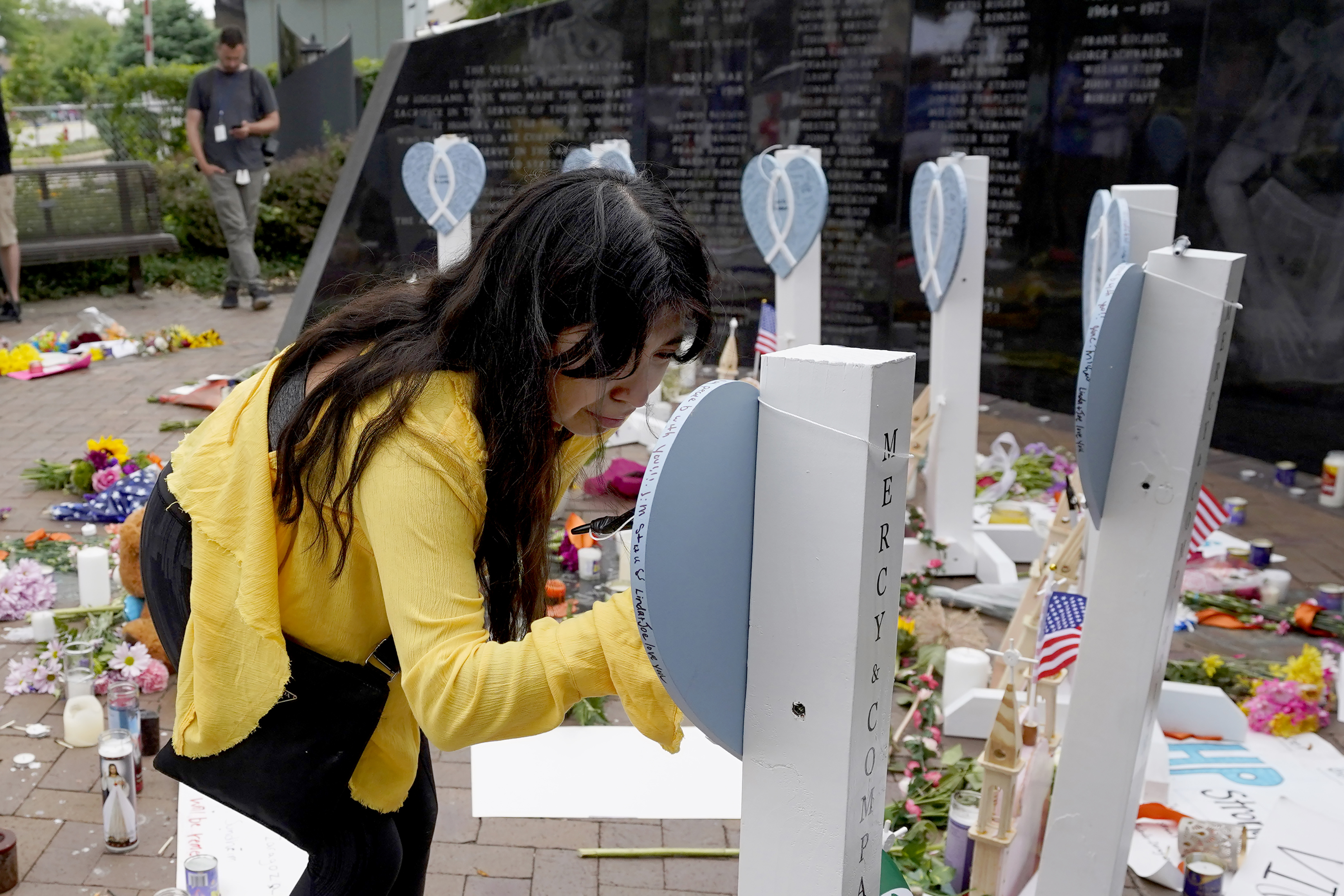 Remembering the victims of the Highland Park parade shooting