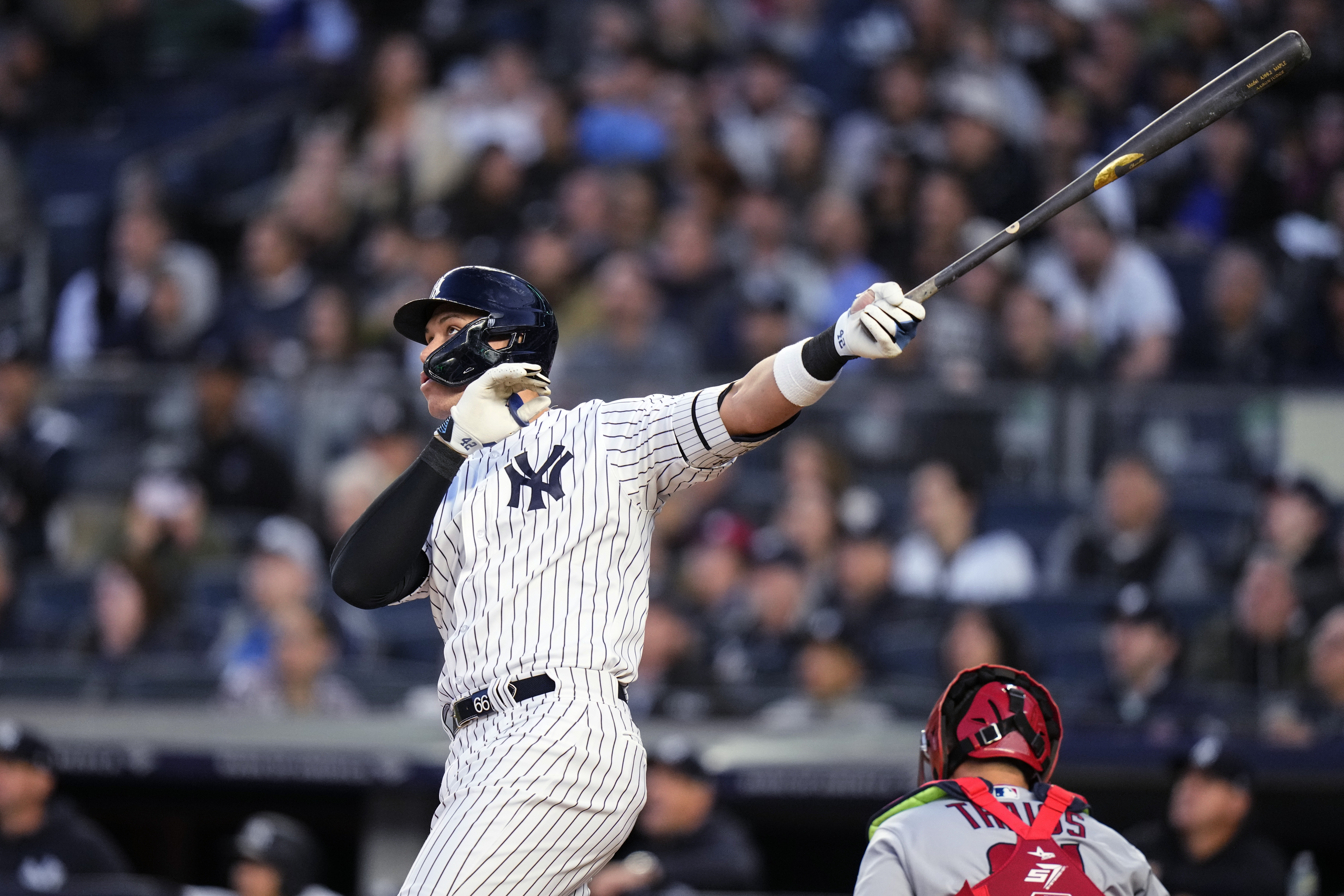 Look: Aaron Judge Robbed a Shohei Ohtani Home Run With His Bare Hand