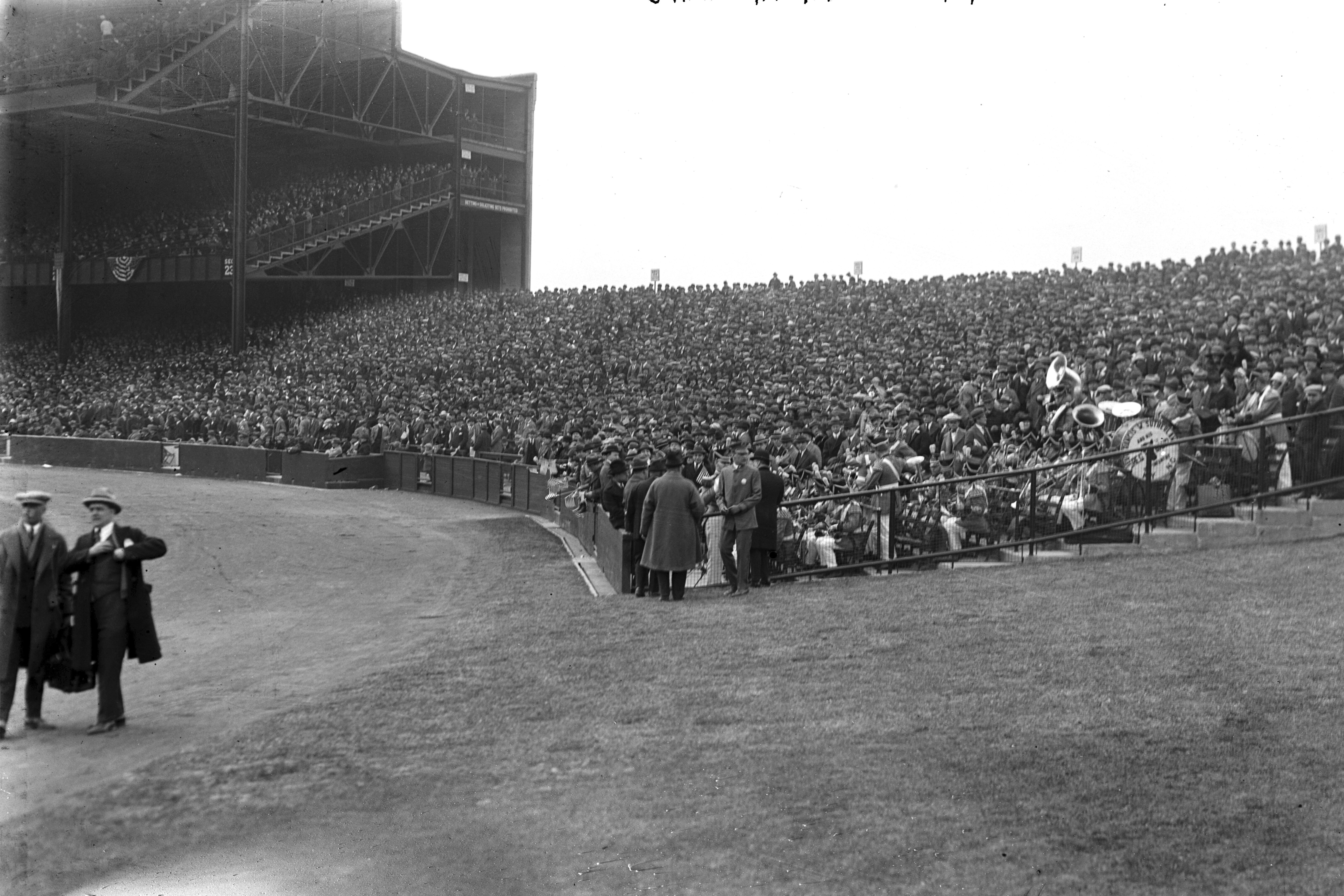 Lou Gehrig and Babe Ruth shaking hands at home plate during 1932 World  Series