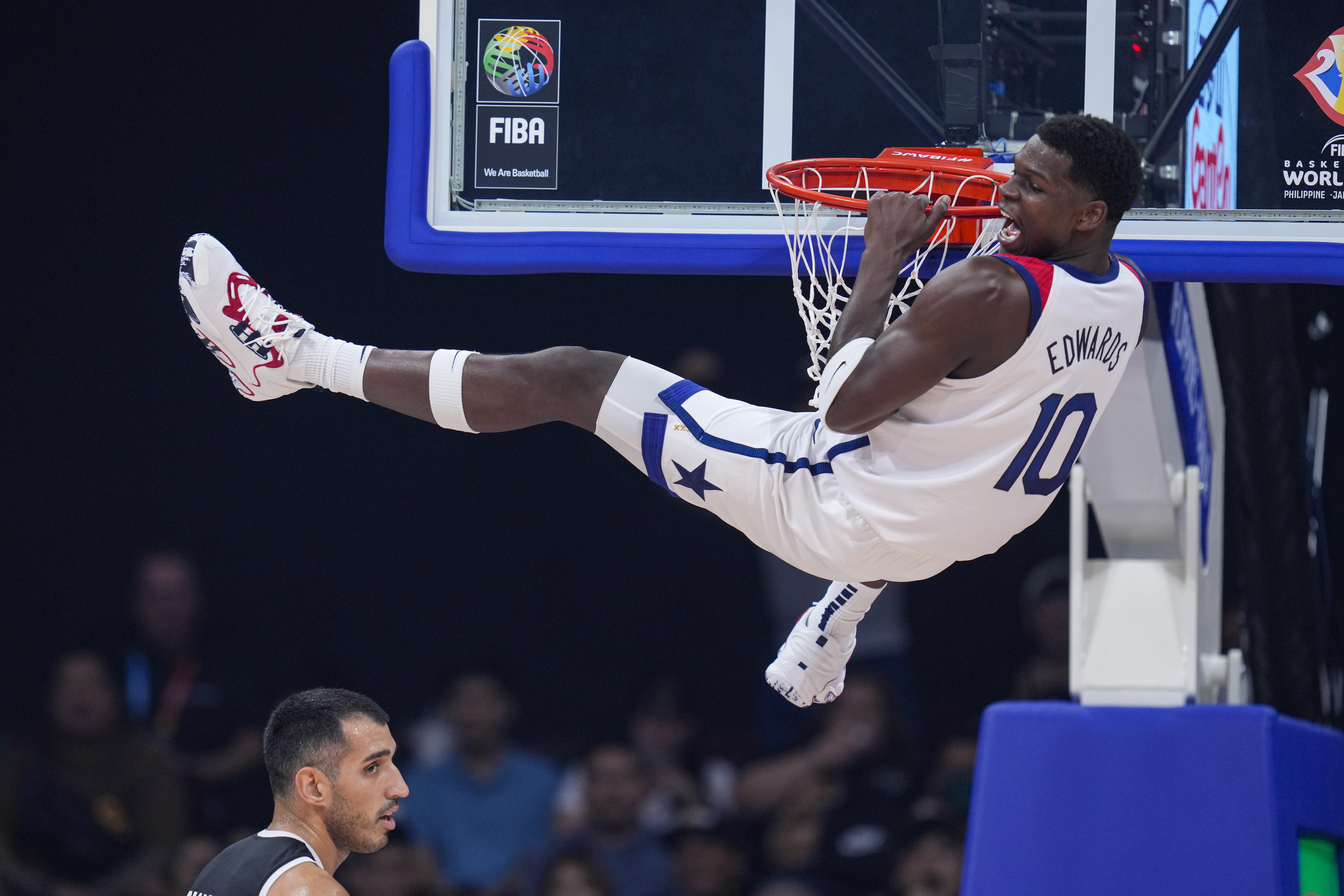 Shai Gilgeous-Alexander Named His All-Time Top 3: Michael Jordan