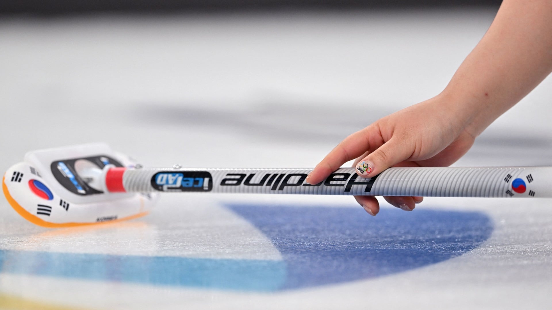 Women S Curling Standings Seven Teams Battling For Four Semifinal Spots