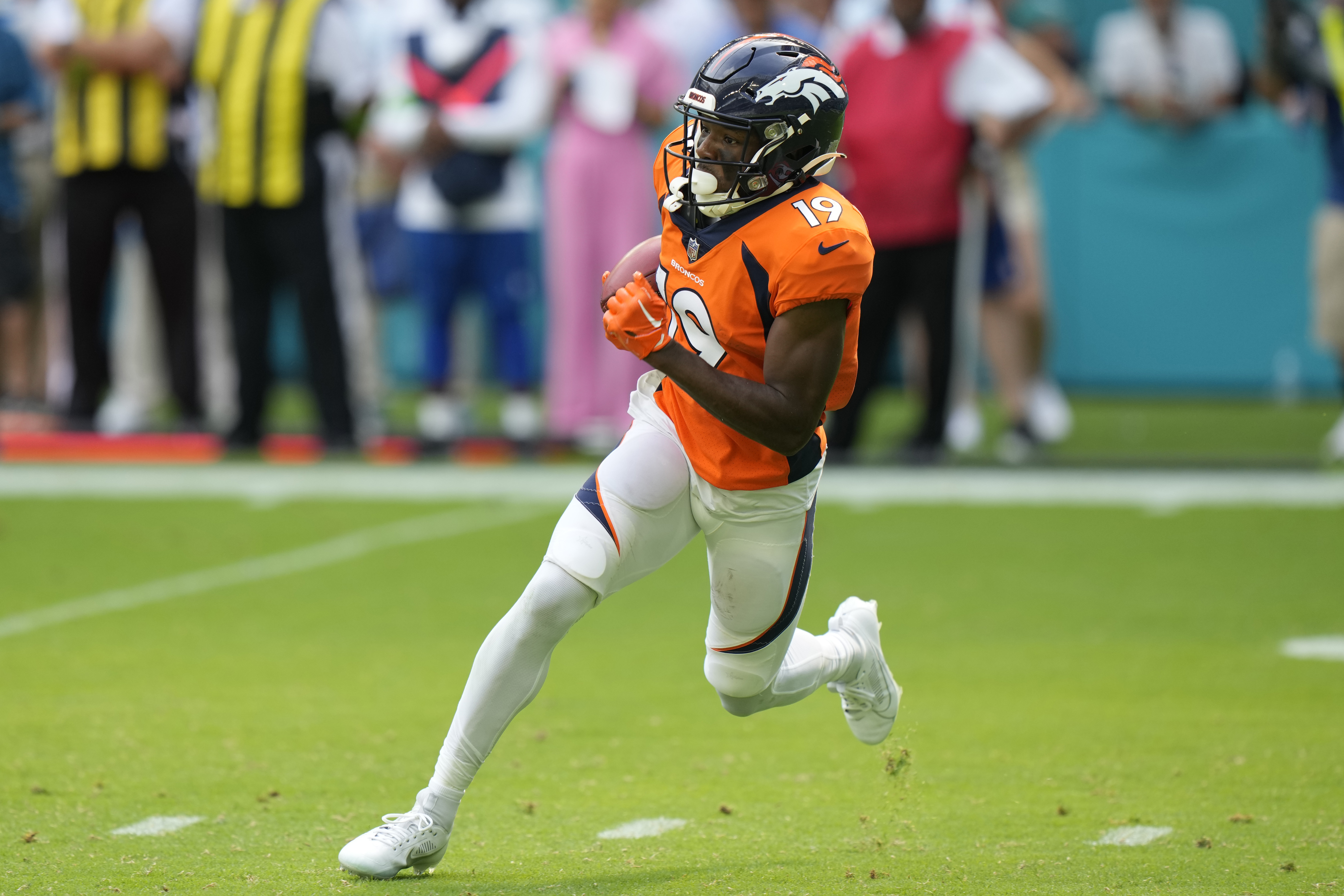 Broncos take historic beatdown in 70-20 loss to Dolphins: “Embarrassing