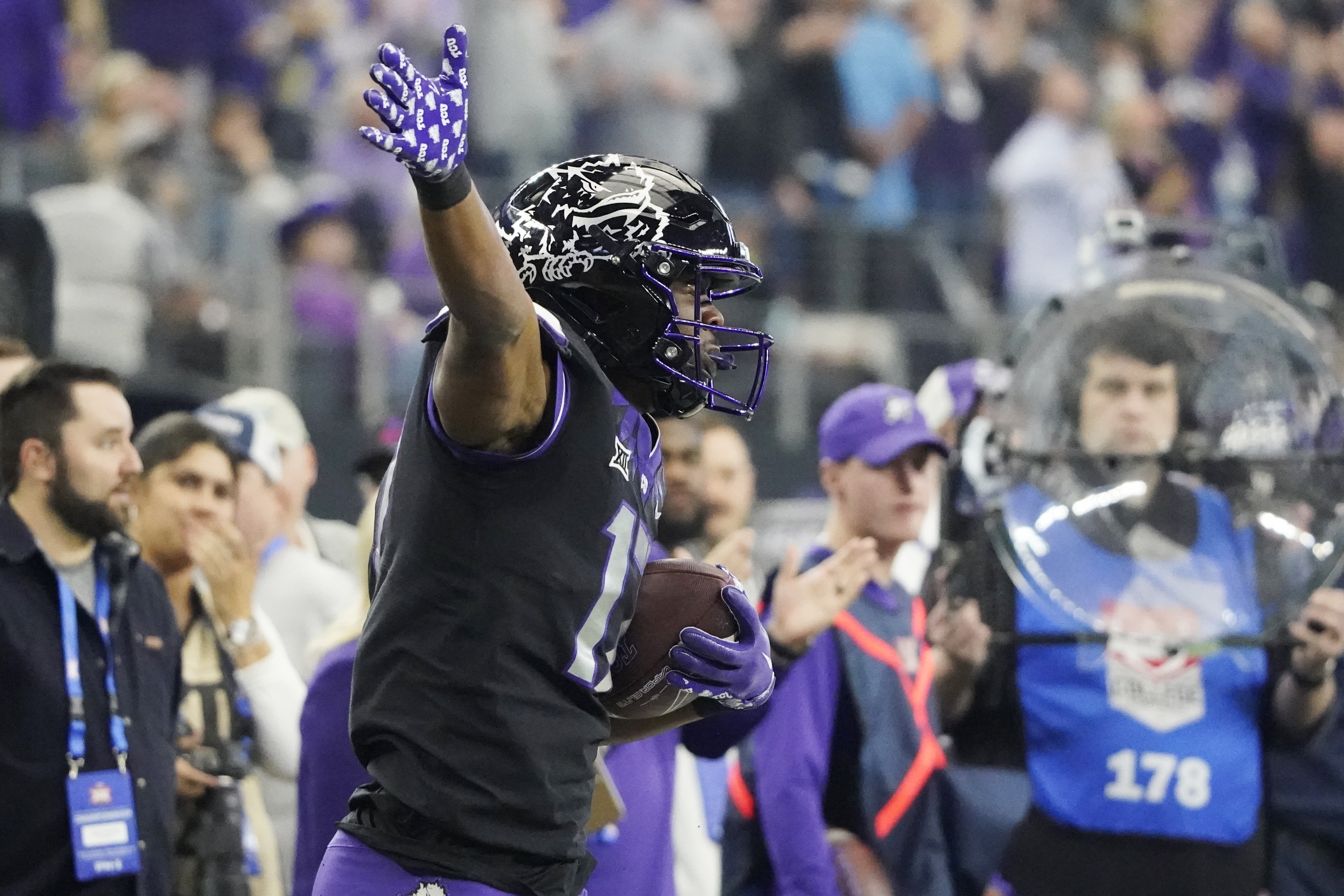 PHOTOS: Georgia routs TCU in CFP title game, repeats as champs – Orange  County Register