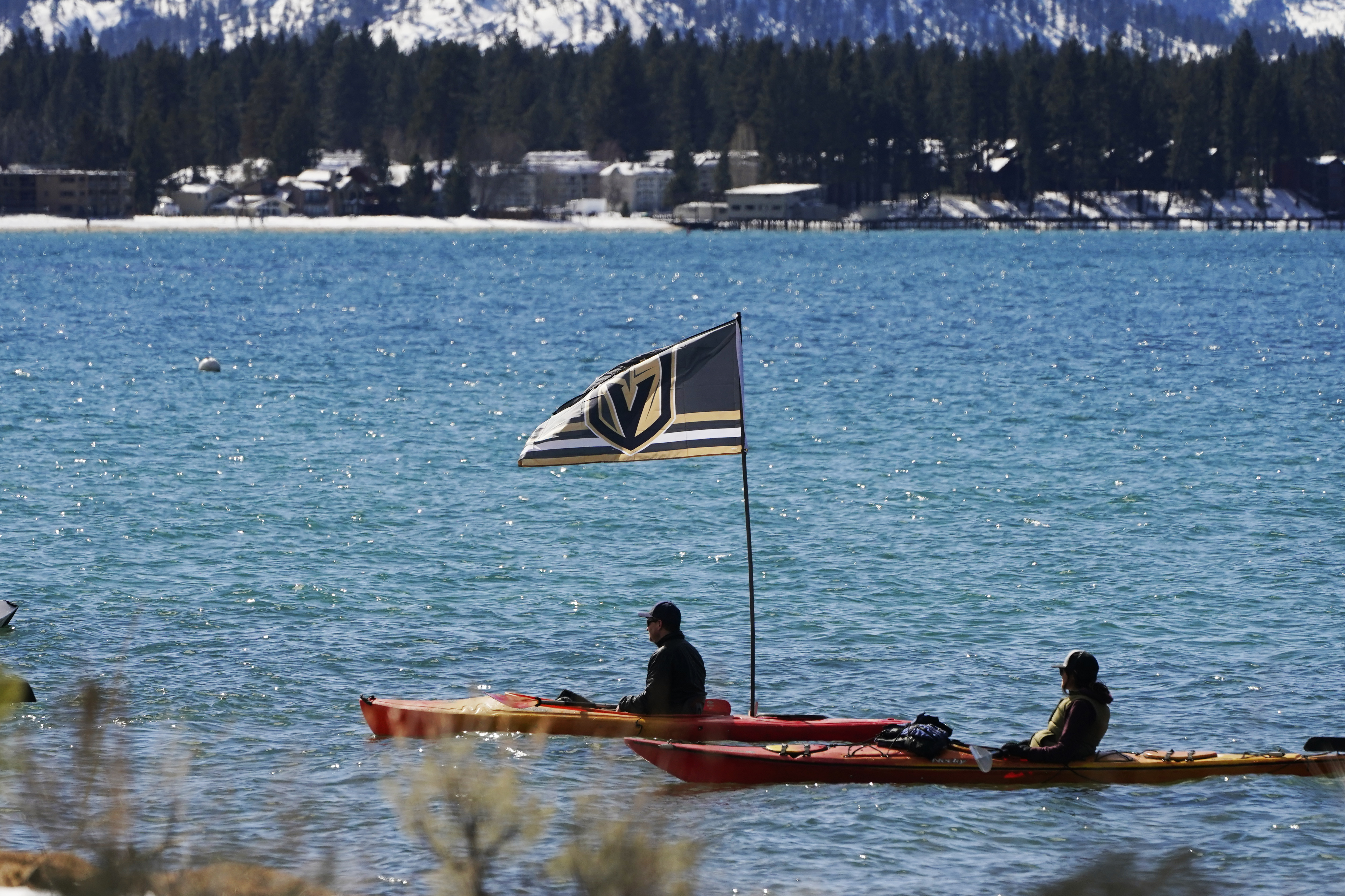 NHL game at Lake Tahoe finally completed after bright sun, poor ice cause  8-hour delay