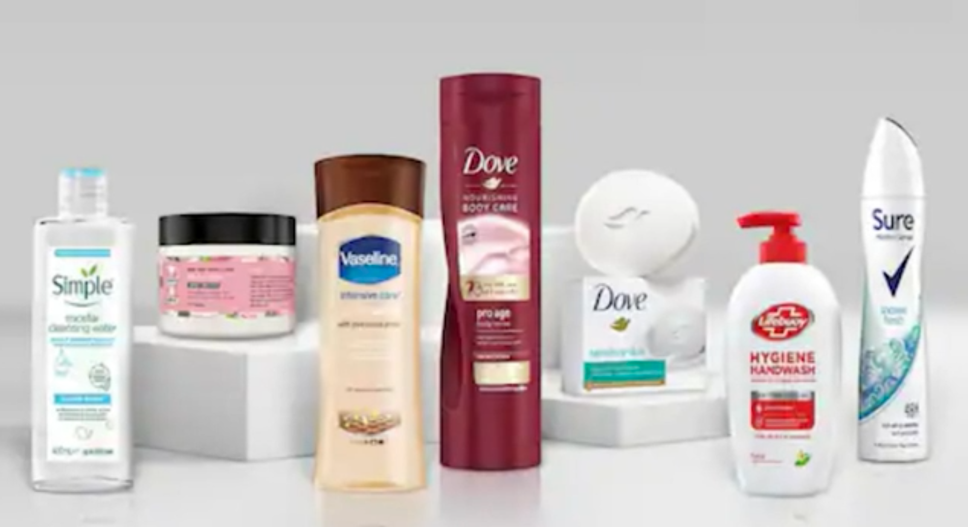 knijpen Comorama Nauwgezet Maker of Dove Soap to stop using the word 'normal' on beauty products