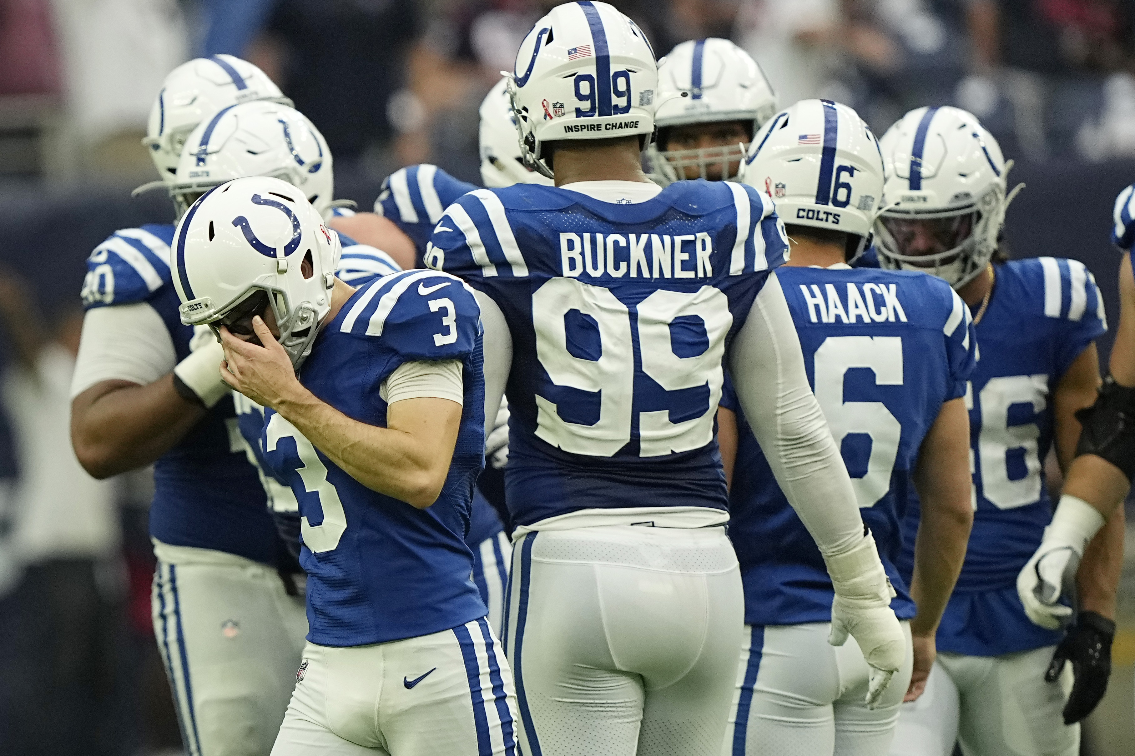 Breaking Down the Indianapolis Colts Uniform Changes [GALLERY]