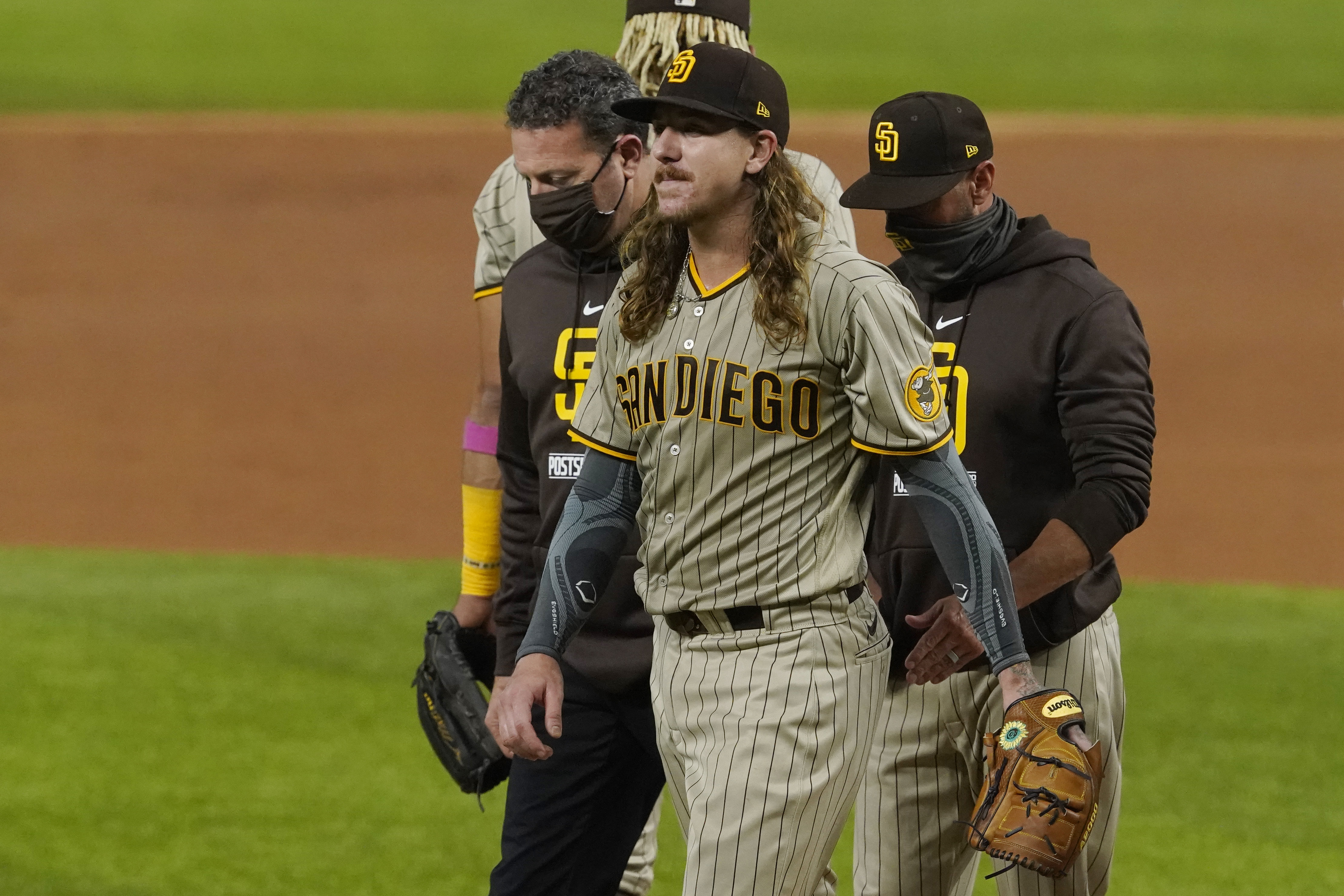 Padres remove Mike Clevinger from NLDS roster due to elbow injury