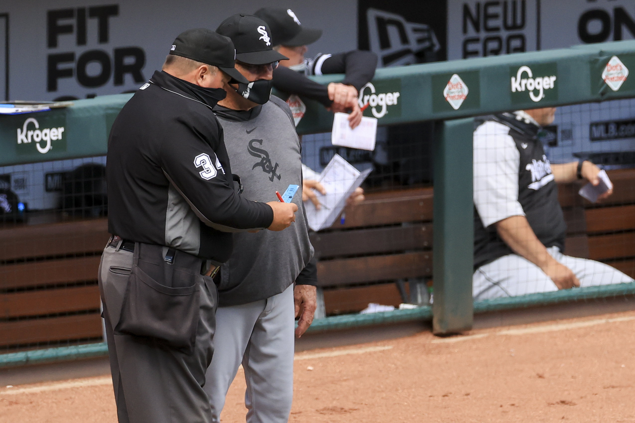 Hall of Famer Tony La Russa, 76, Hired As Chicago White Sox Manager