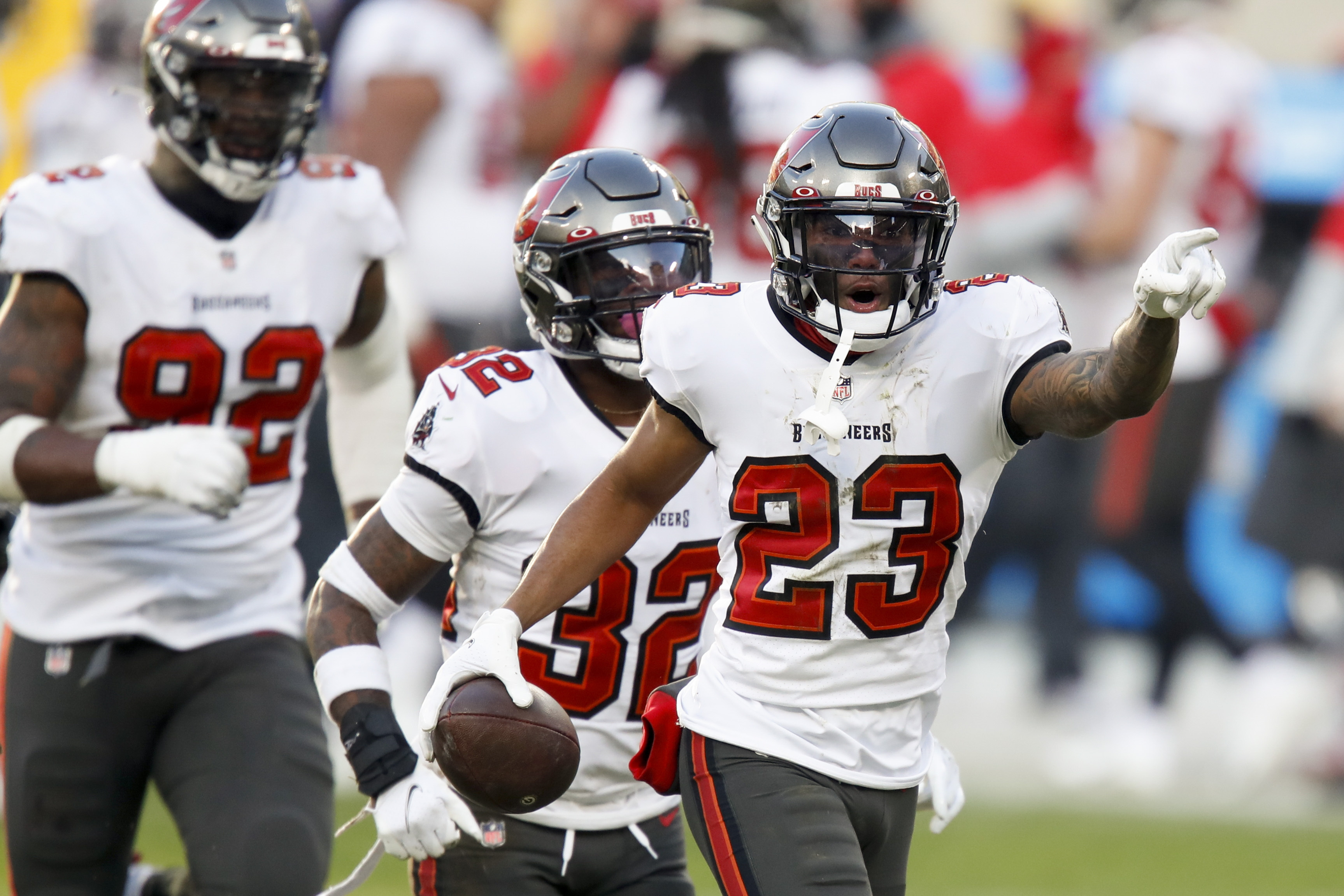 Tampa Bay Buccaneers advance to Super Bowl, defeat Green Bay Packers 31-26  in NFC championship game