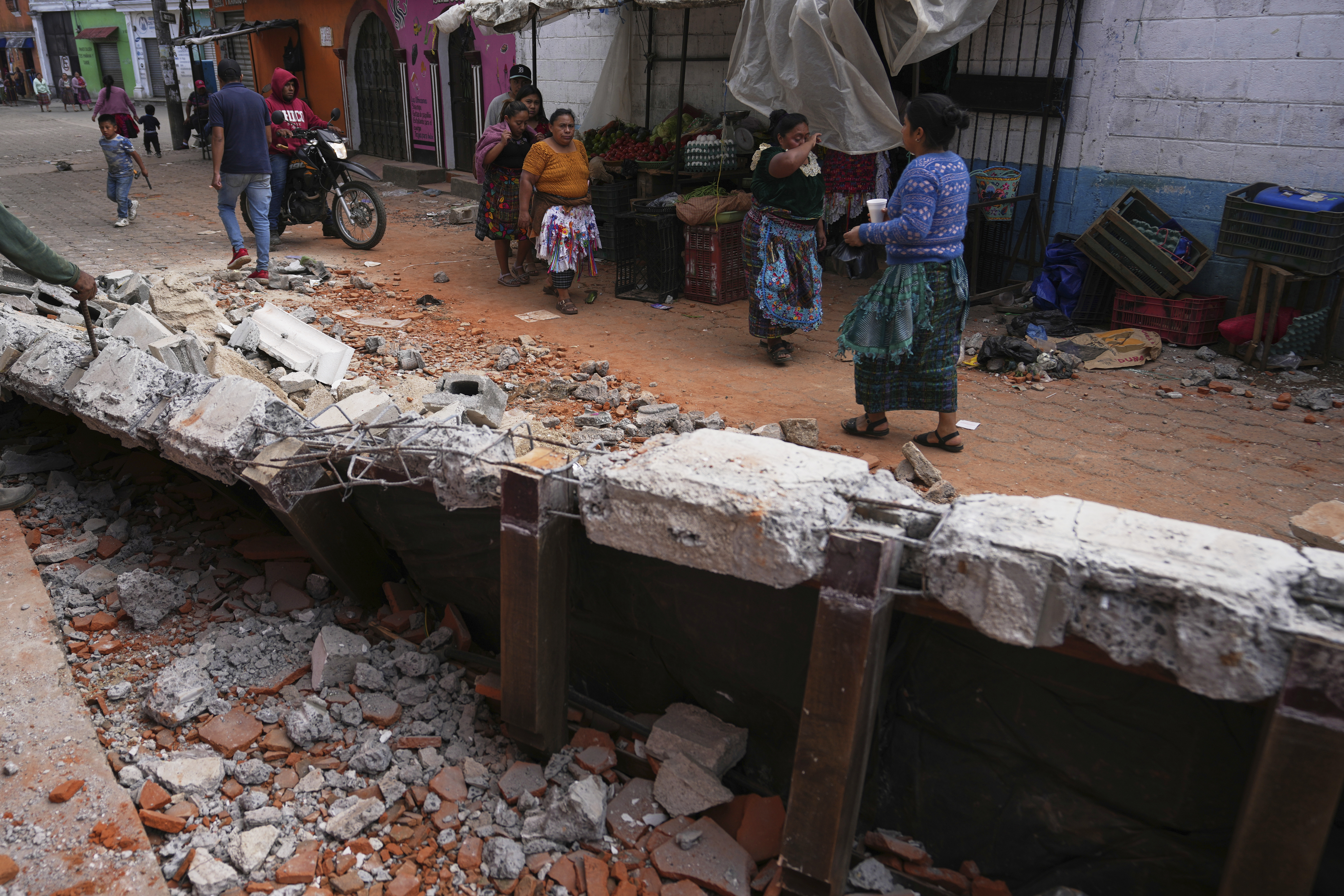 Death toll from dozens of earthquakes and aftershocks in Guatemala
