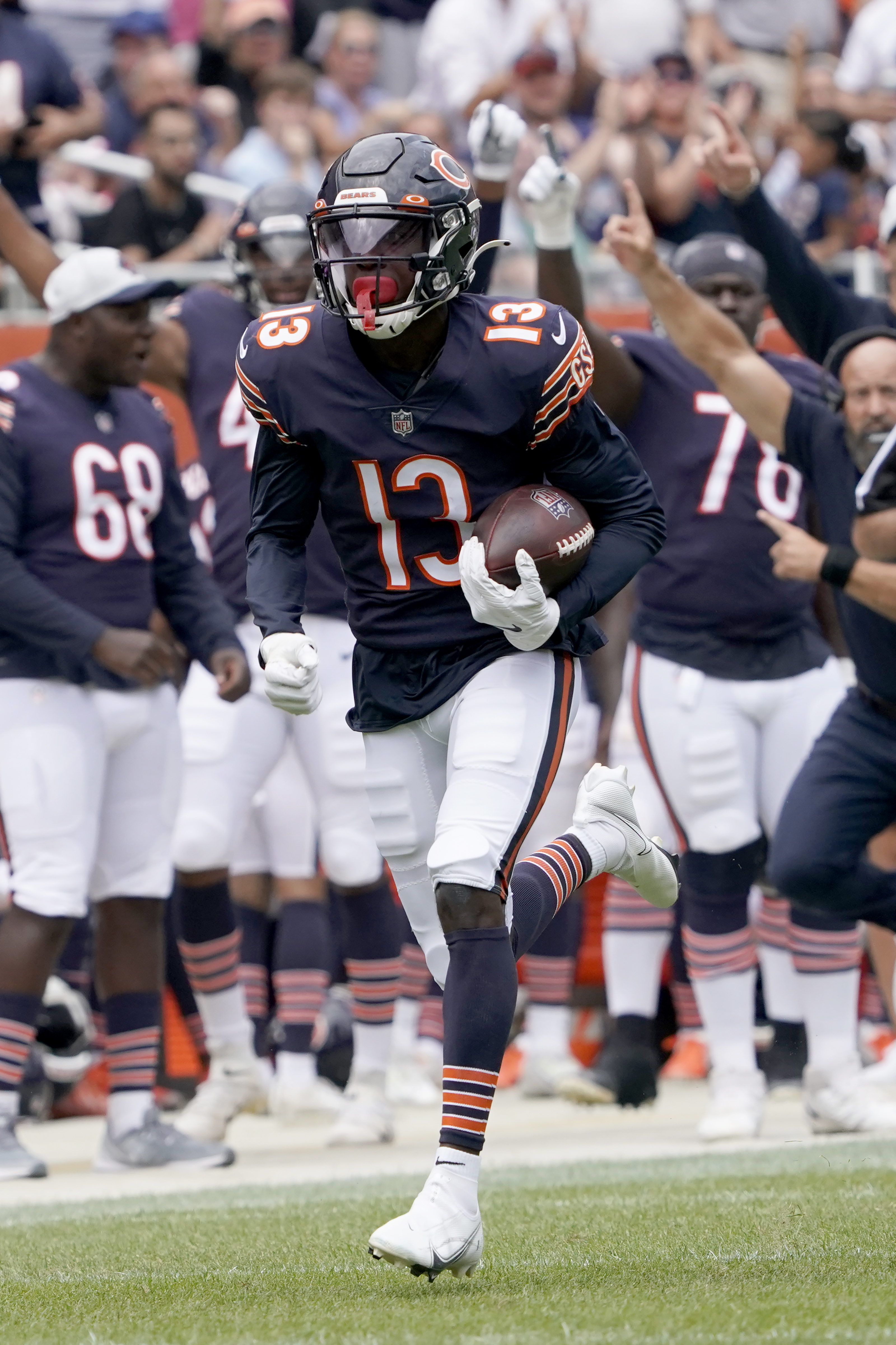 Chicago Bears linebacker Roquan Smith is disrespected by the NFL again