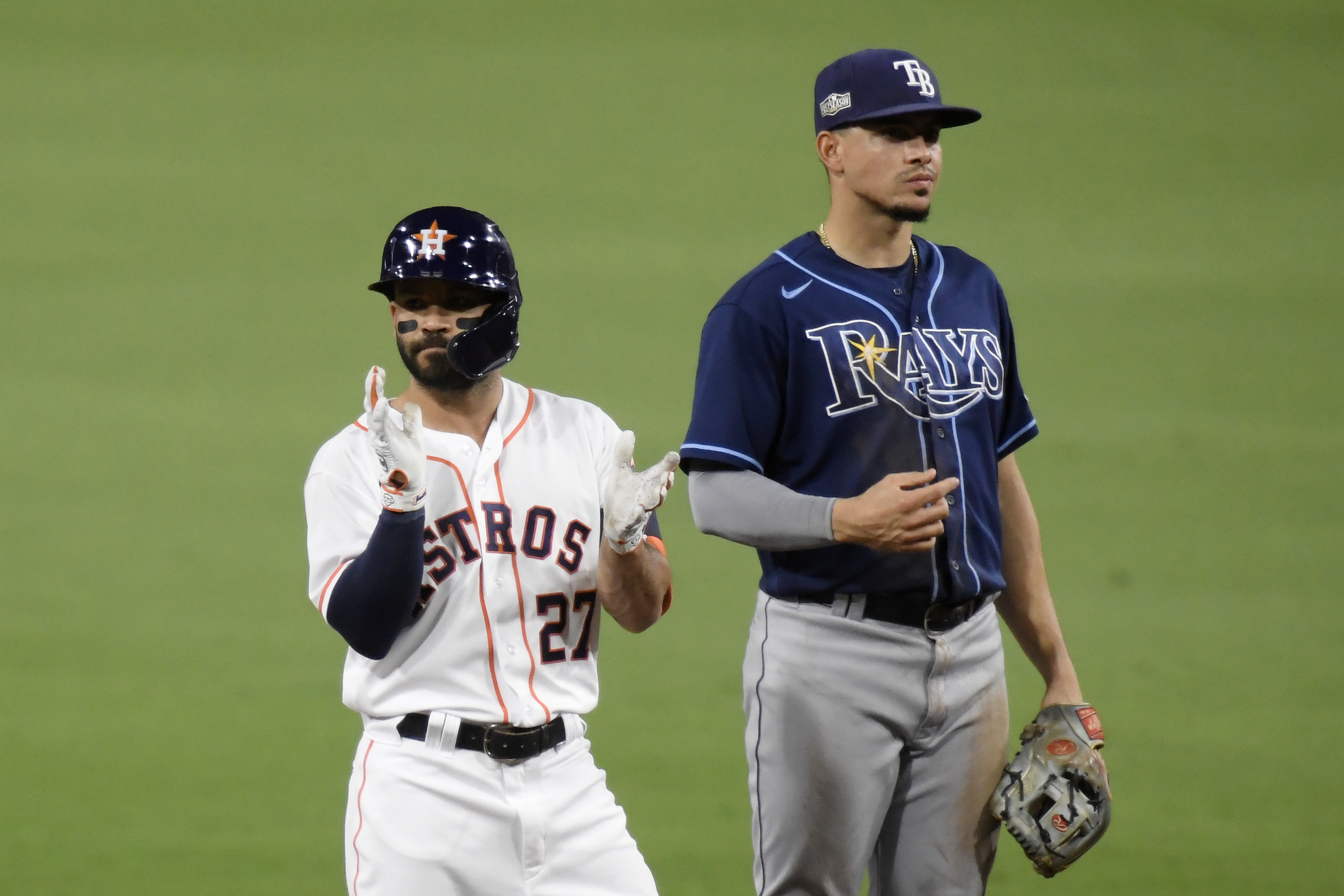 A detailed view of the Rawlings glove used by Willy Adames of the News  Photo - Getty Images