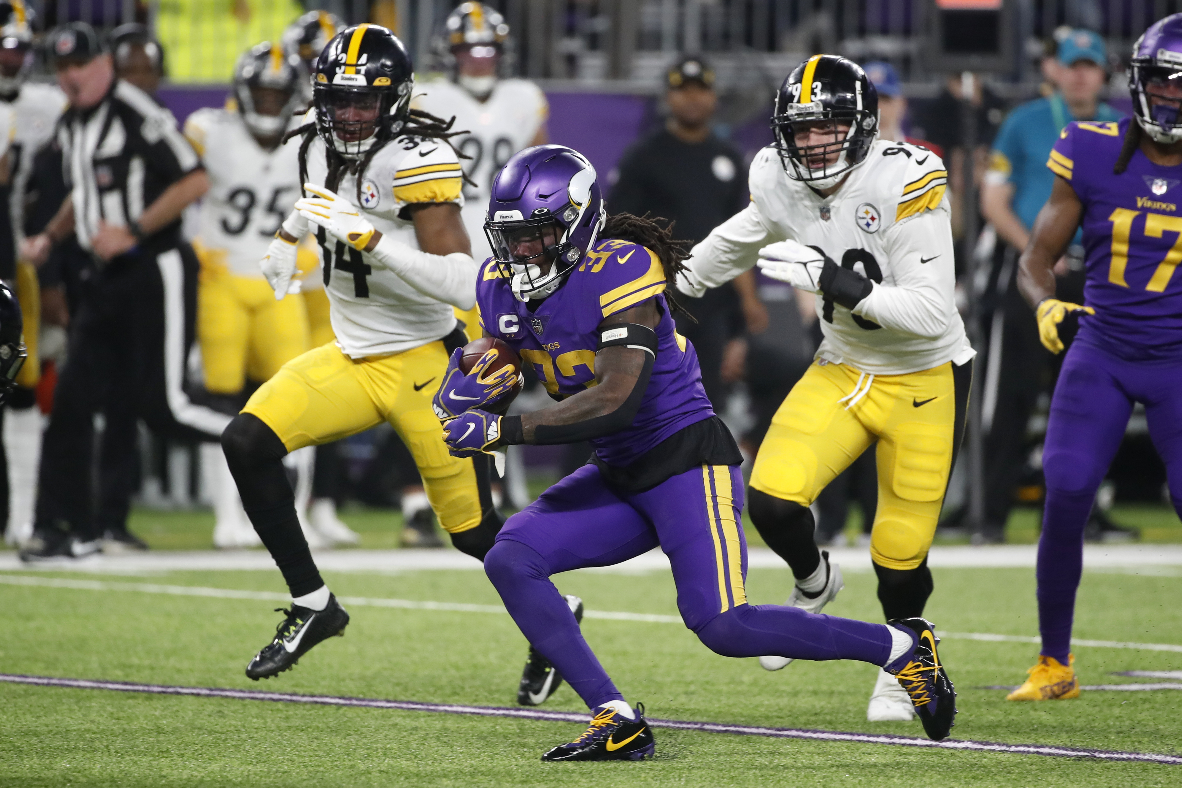 Steelers fall to Vikings, 36-28