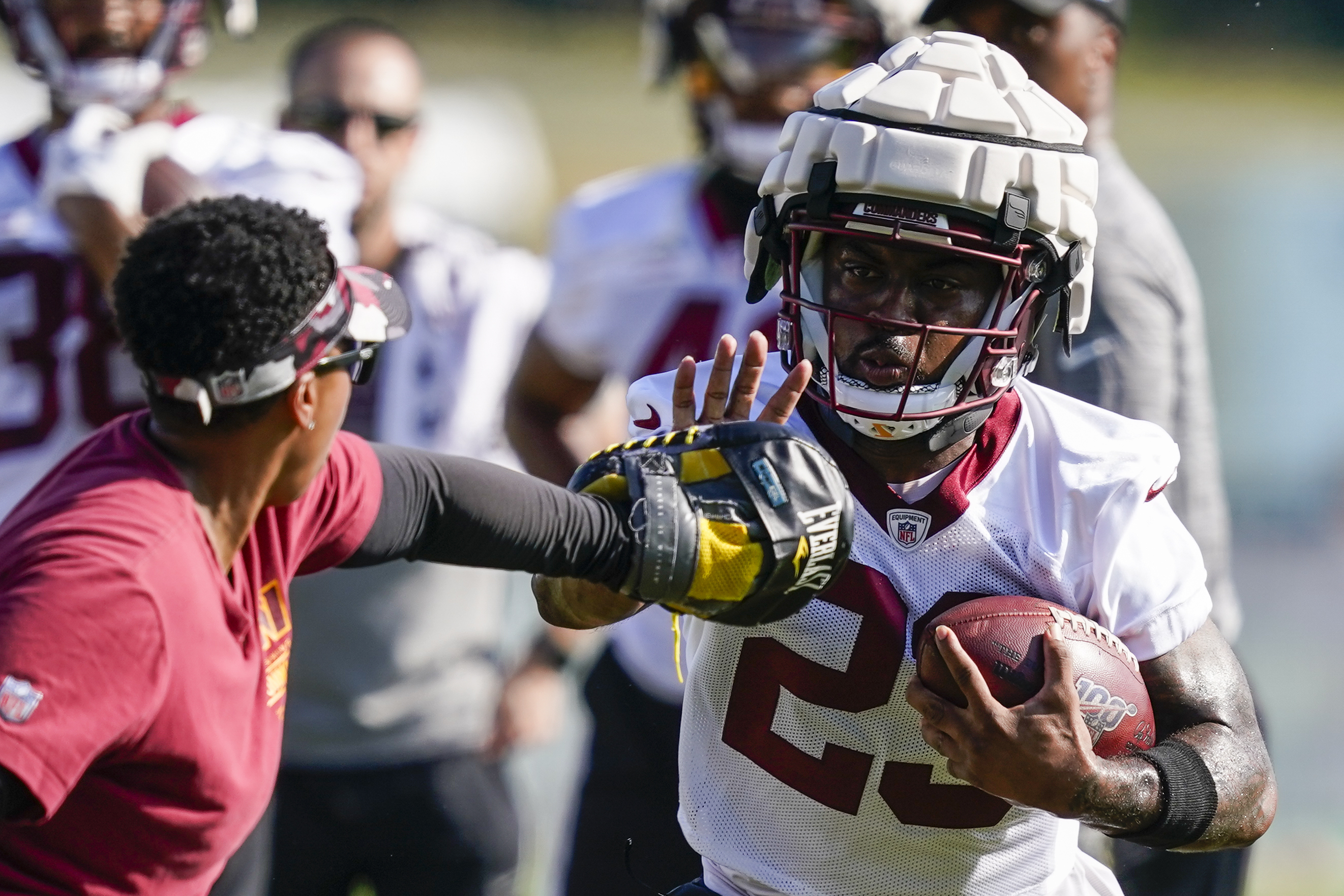 The New York Times - From The Athletic: Reports claim the mushroom-shaped  foam helmets being worn in NFL training camps reduce impact velocities by  20%. But the NFL has no plans to