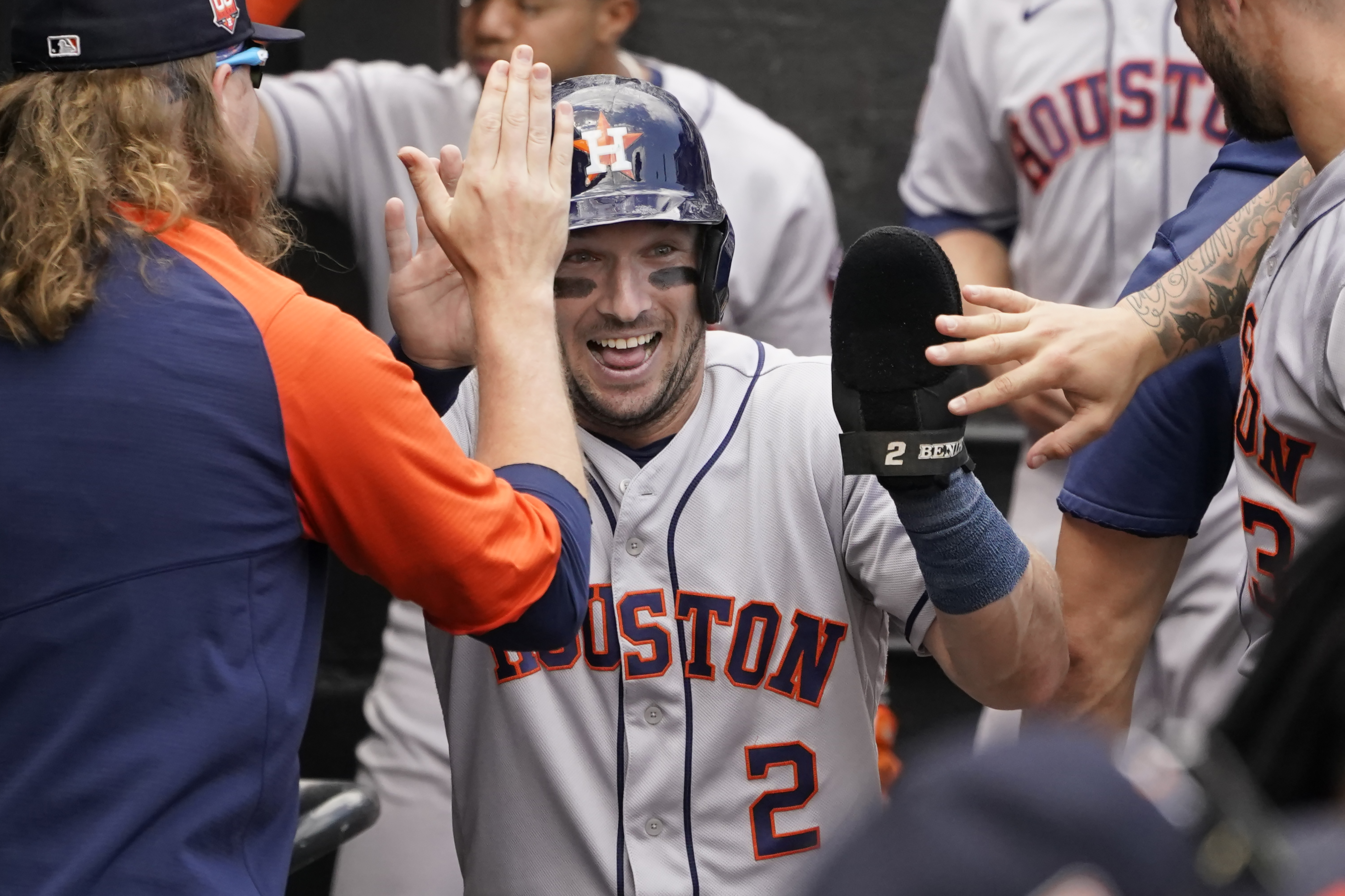 Gavin Sheets' two-run homer, 05/10/2022