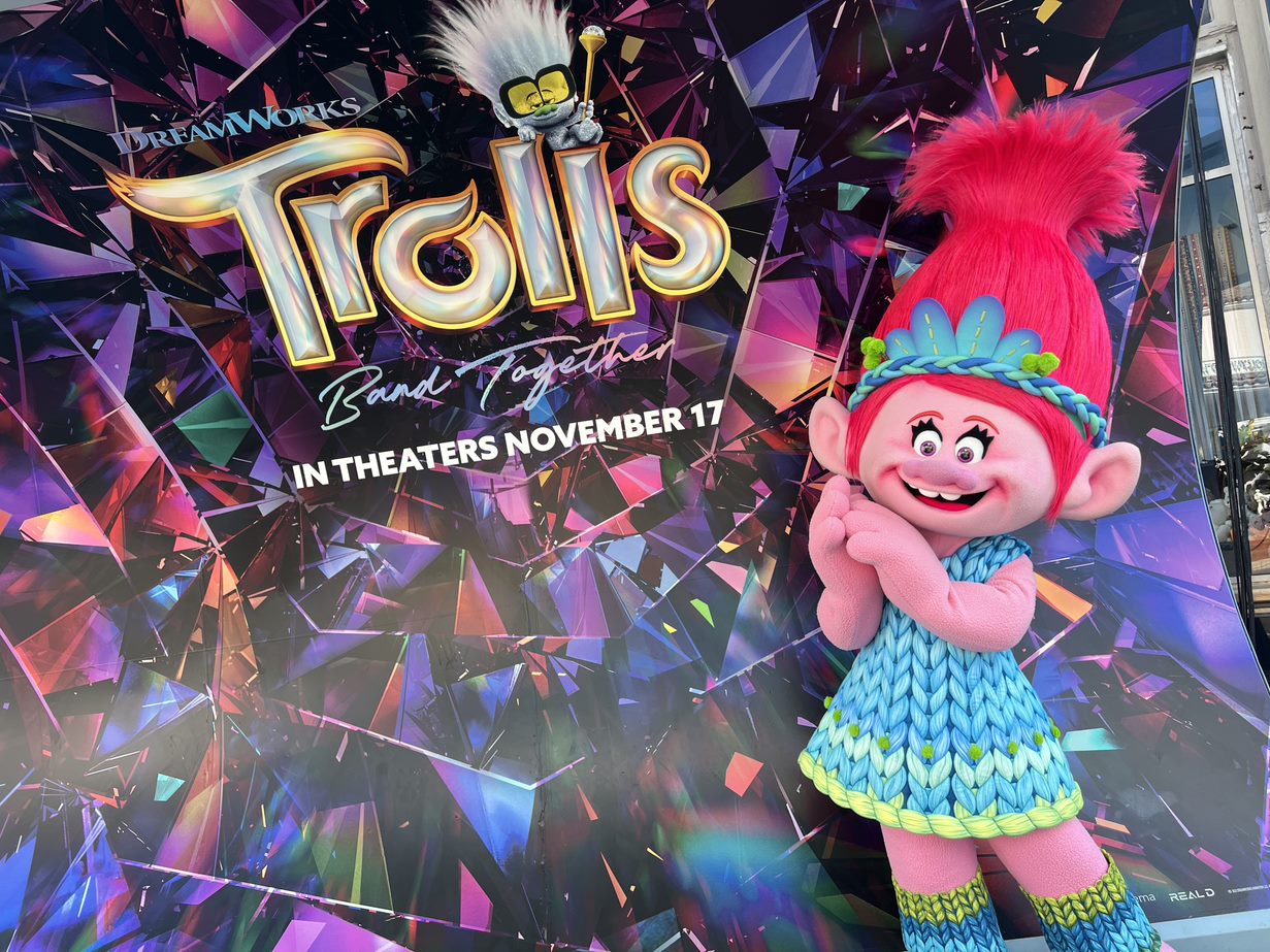 Trolls World Tour School Backpack Set For Girls ~ 5 Pc Bundle With 16
