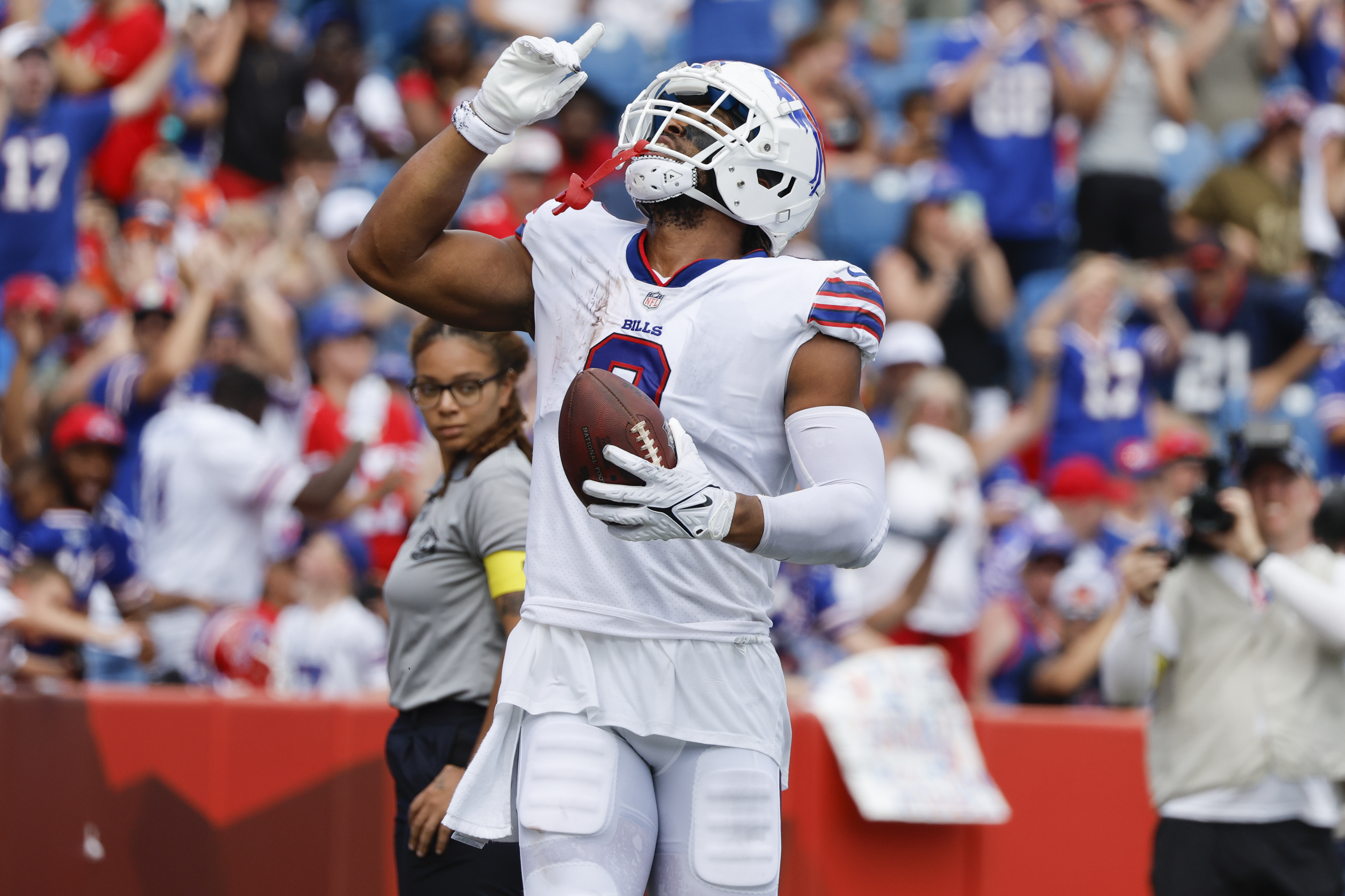 Buffalo Bills' Tommy Sweeney on the sidelines during the second half of a  preseason NFL football game against the Buffalo Bills, Saturday, Aug. 20,  2022, in Orchard Park, N.Y. (AP Photo/Joshua Bessex