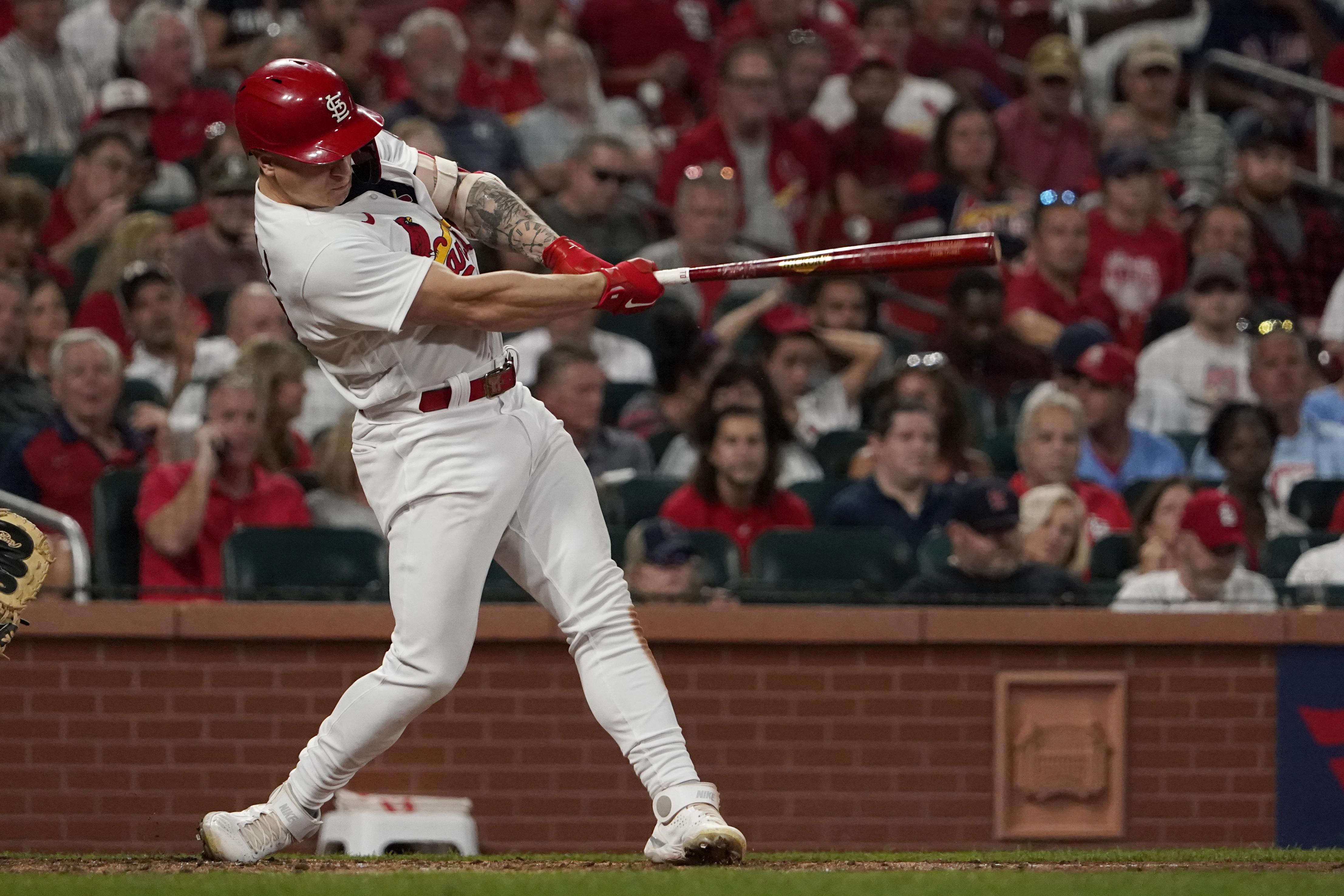 Cardinals win 17th straight, clinch 2nd NL wild card spot